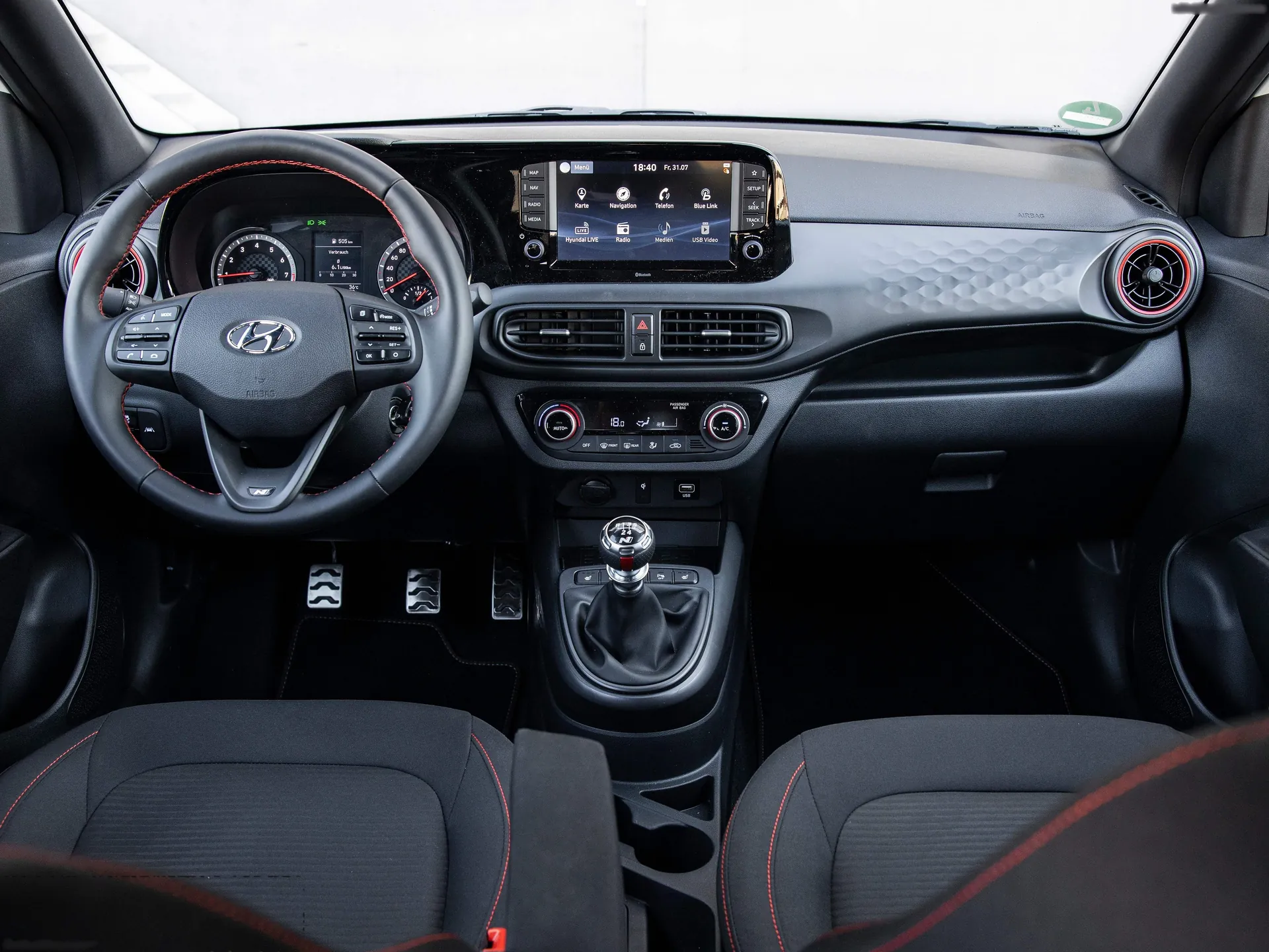 Hyundai i10 N Line (2020) – interiér