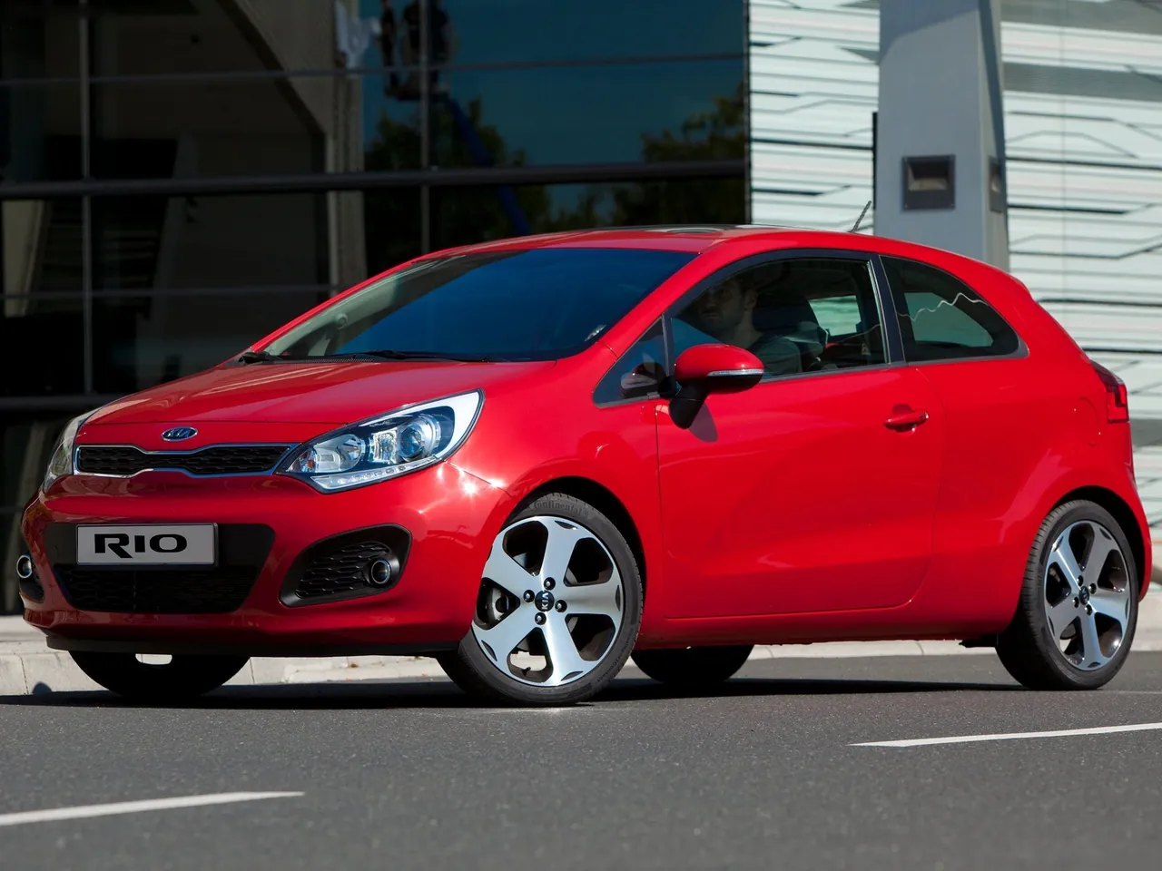 Kia Rio 3-door (2012)