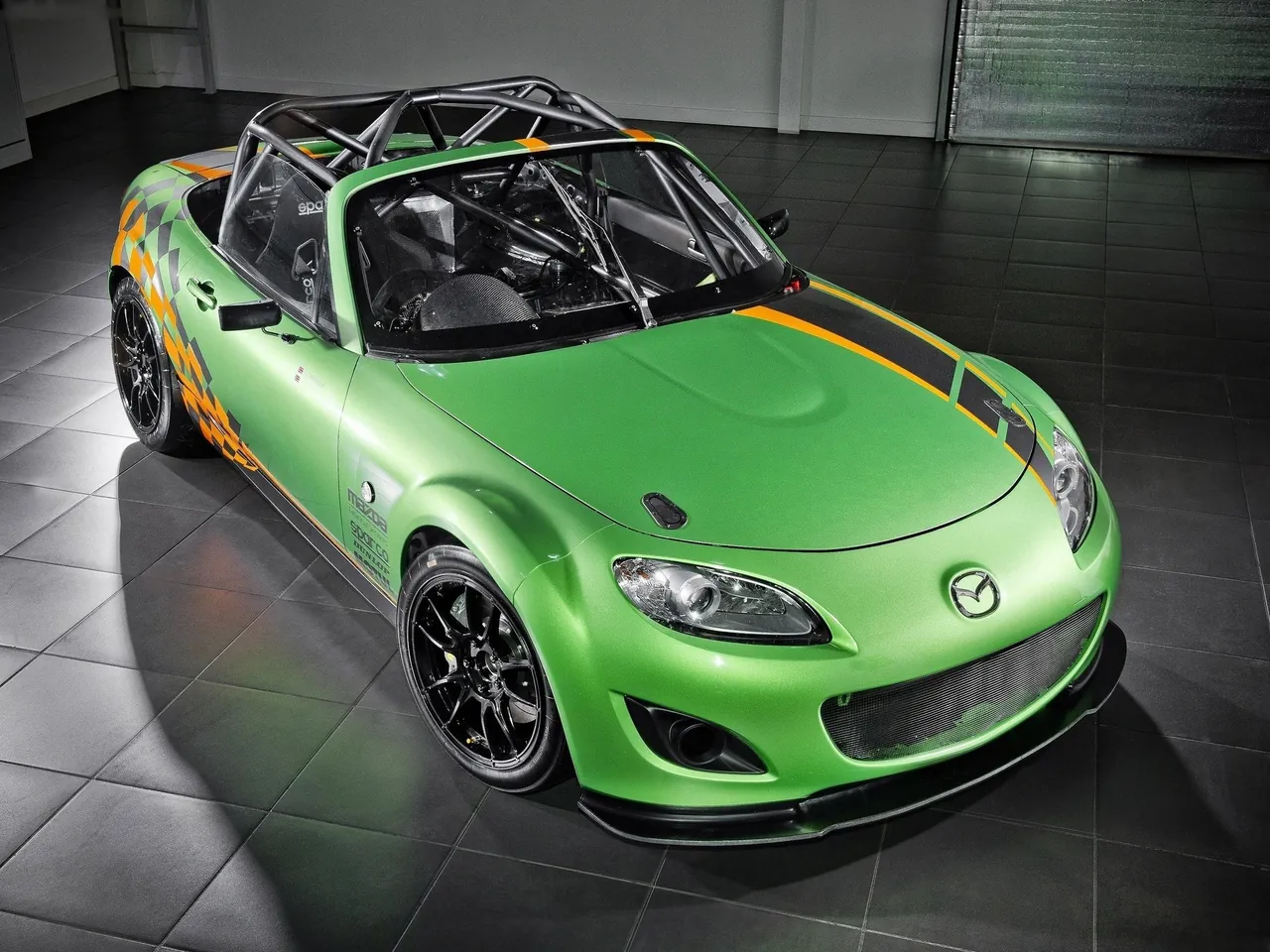 Mazda MX-5 GT Race Car (2011)