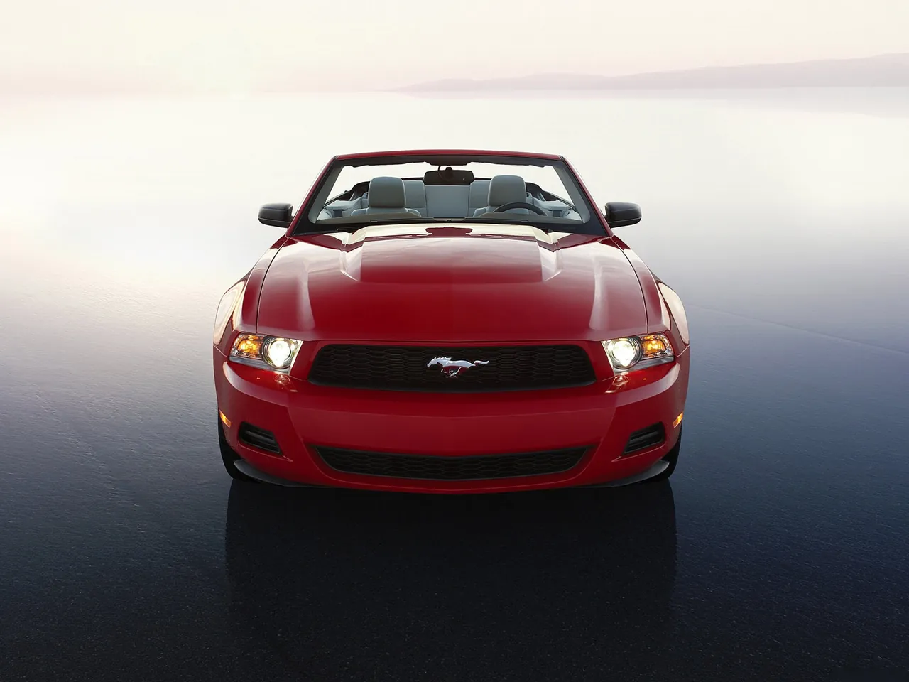 Ford Mustang Convertible (2010) – zepředu