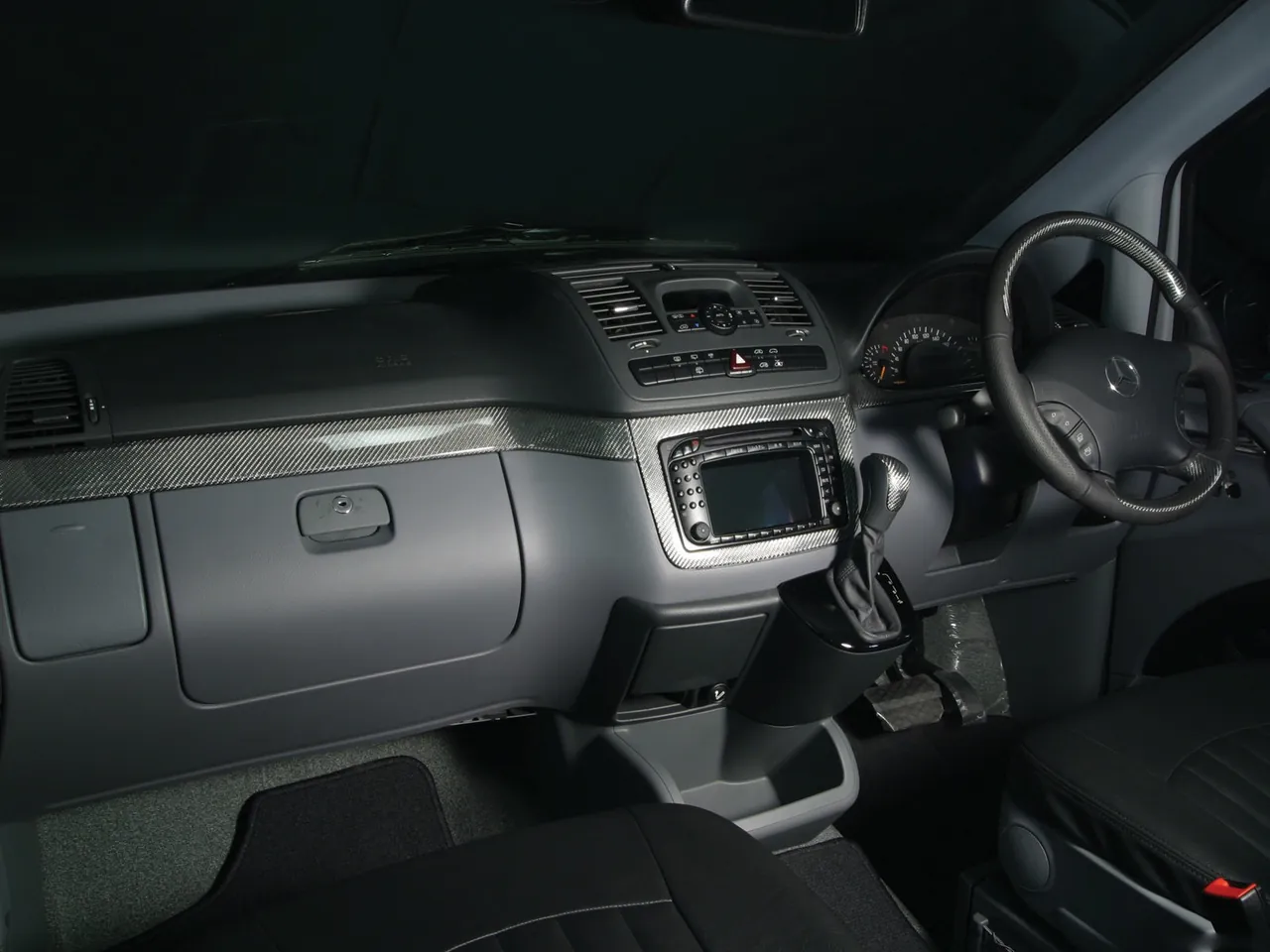 Wald Mercedes-Benz Viano (2005) - Interior
