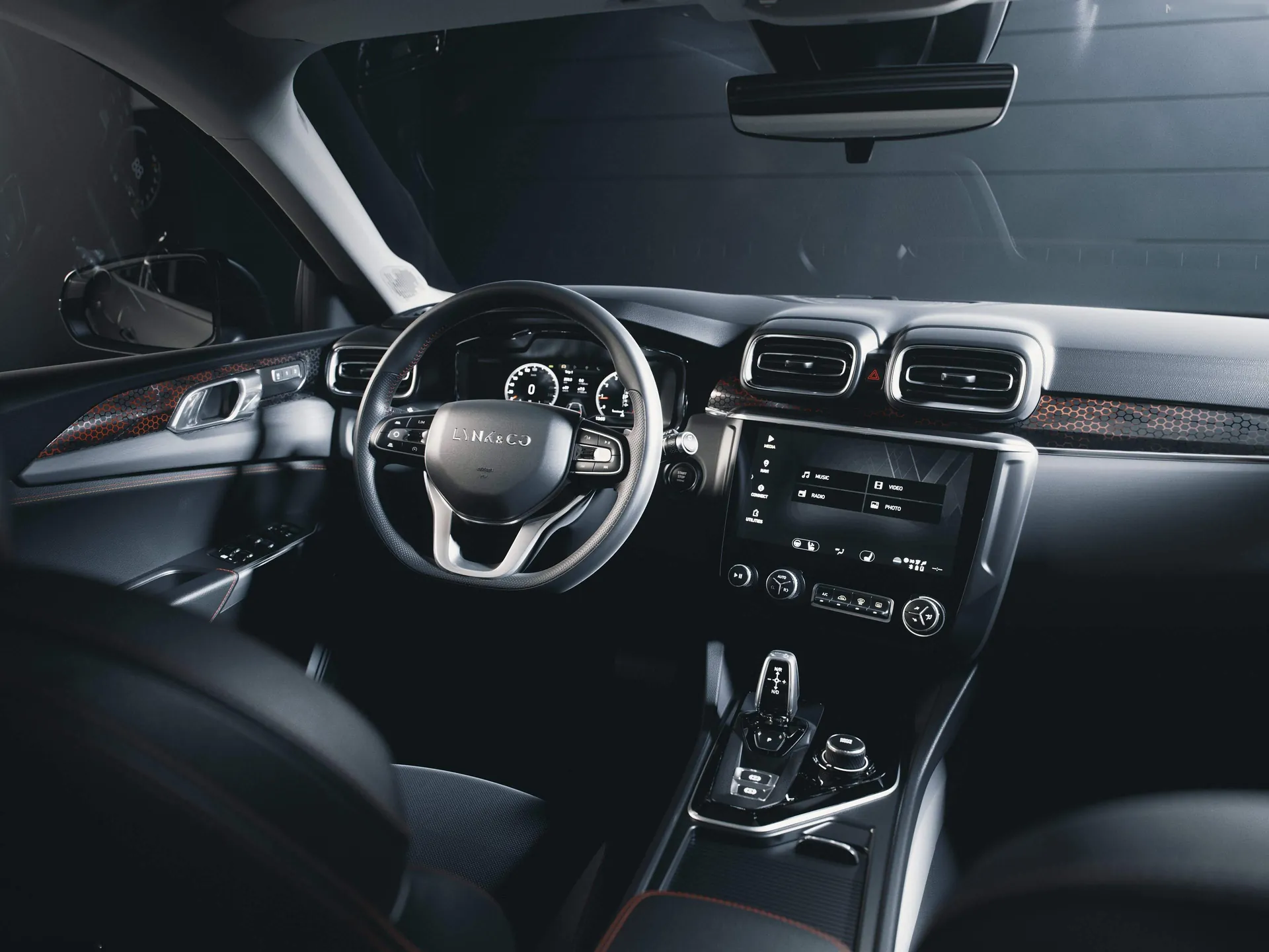 Lynk Co 02 (2019) – interiér