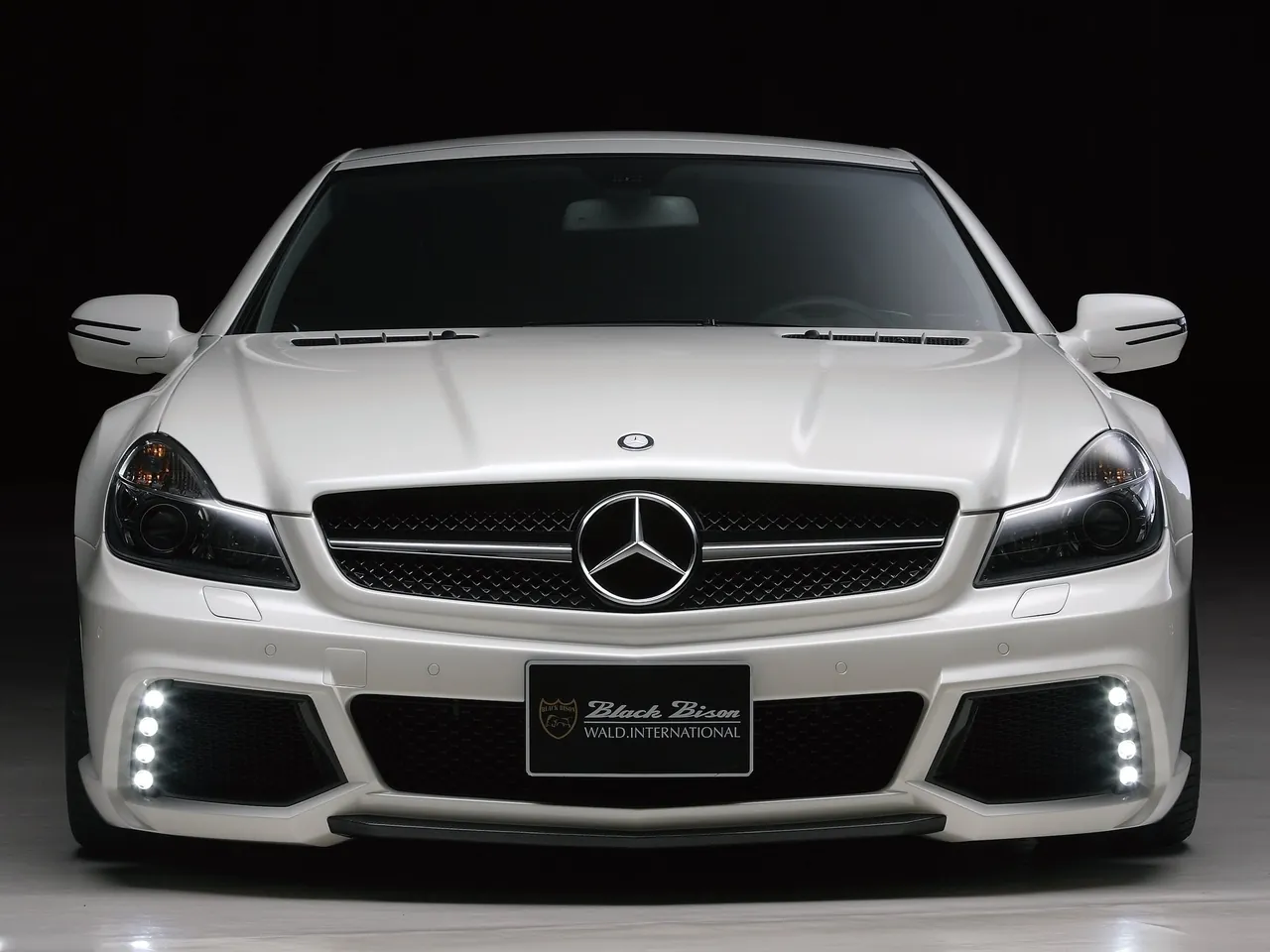Wald Mercedes-Benz SL-Class R230 (2009) - Front