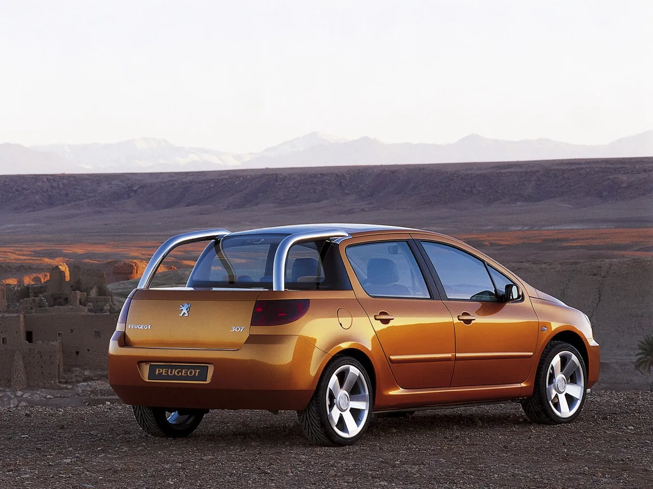 Peugeot 307 Cameleo Concept (2001)
