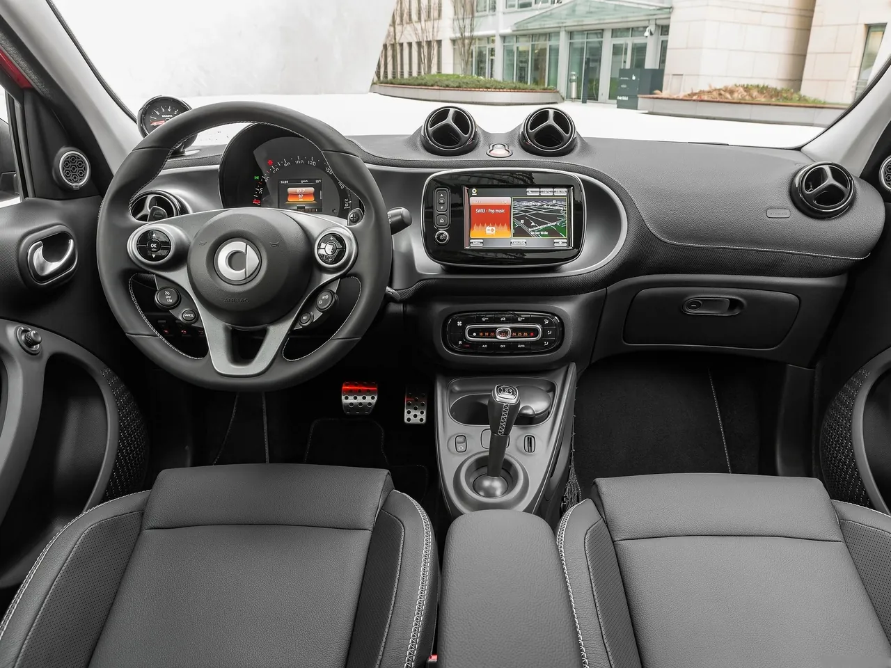 Brabus Smart forfour (2017) – interiér