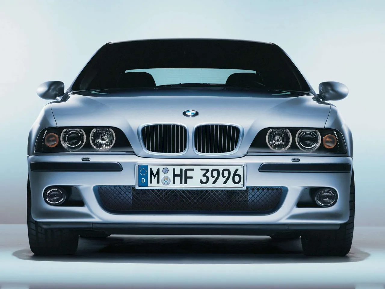BMW M5 (2001) – zepředu