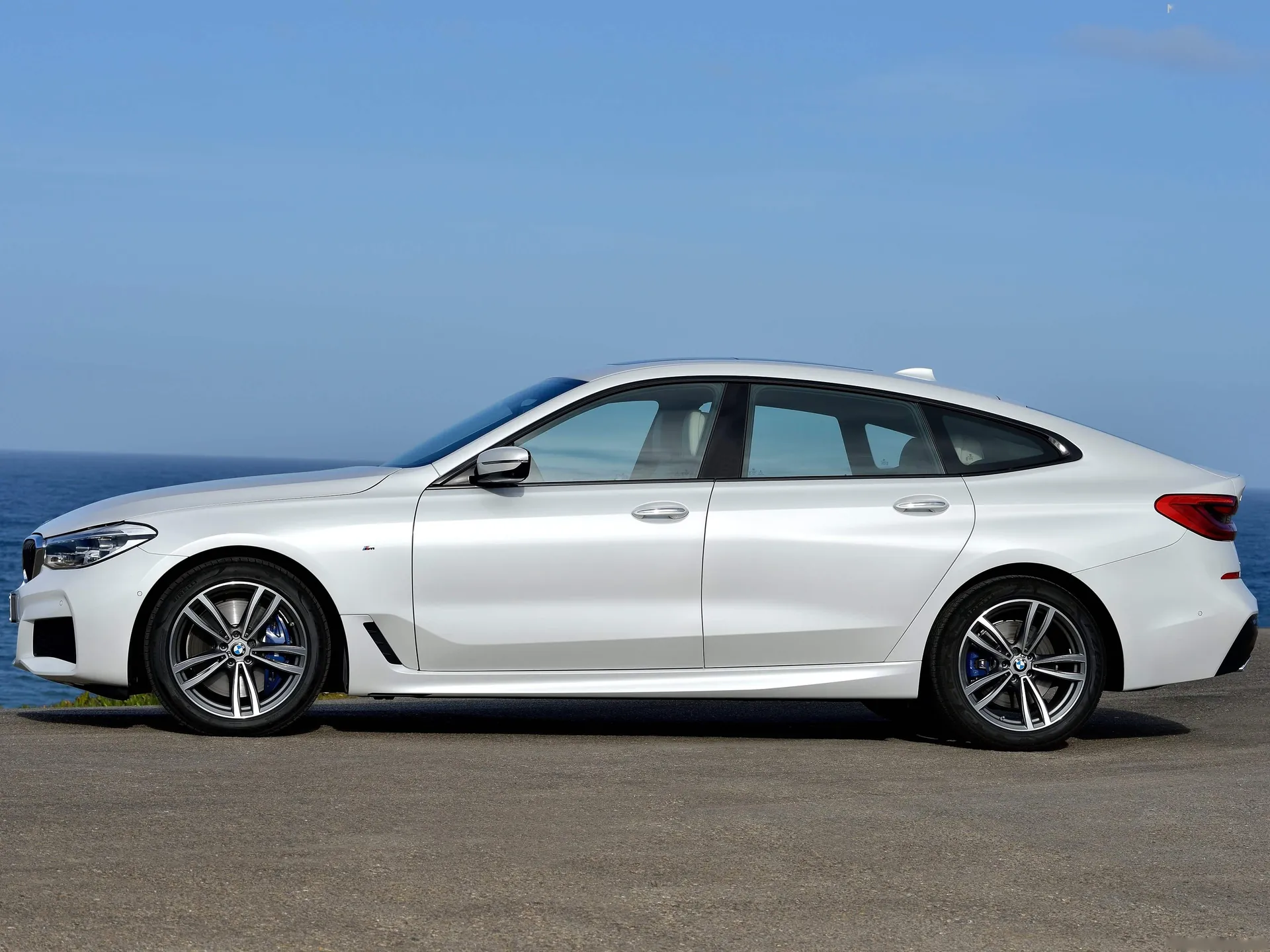 BMW 6-Series Gran Turismo (2018) – boční profil