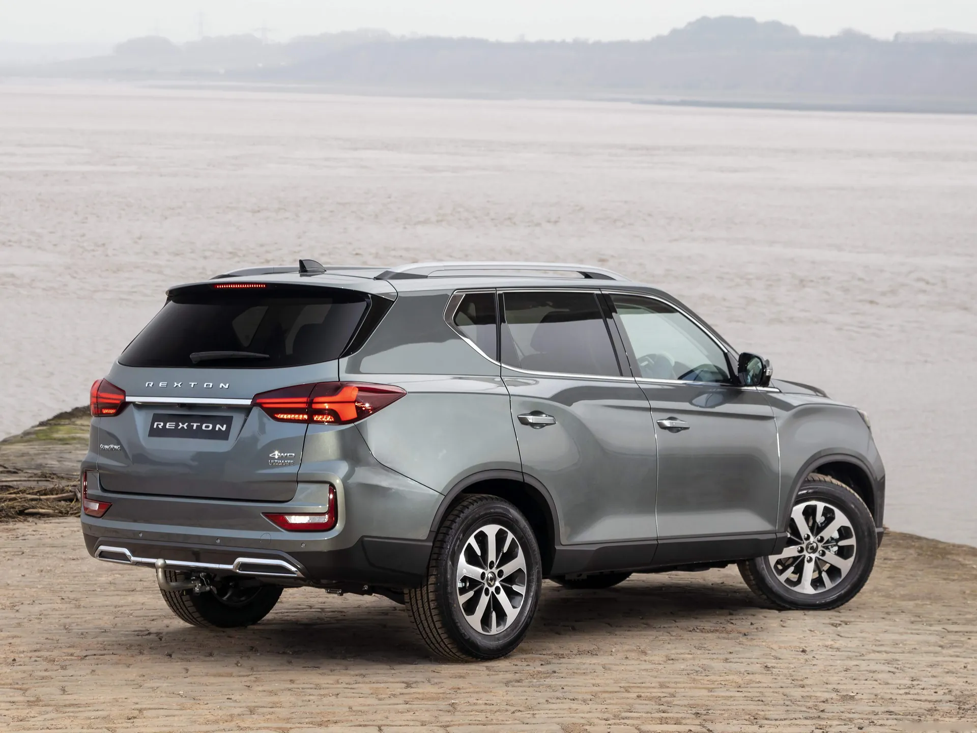 SsangYong Rexton (2021) – zadní tříčtvrteční pohled
