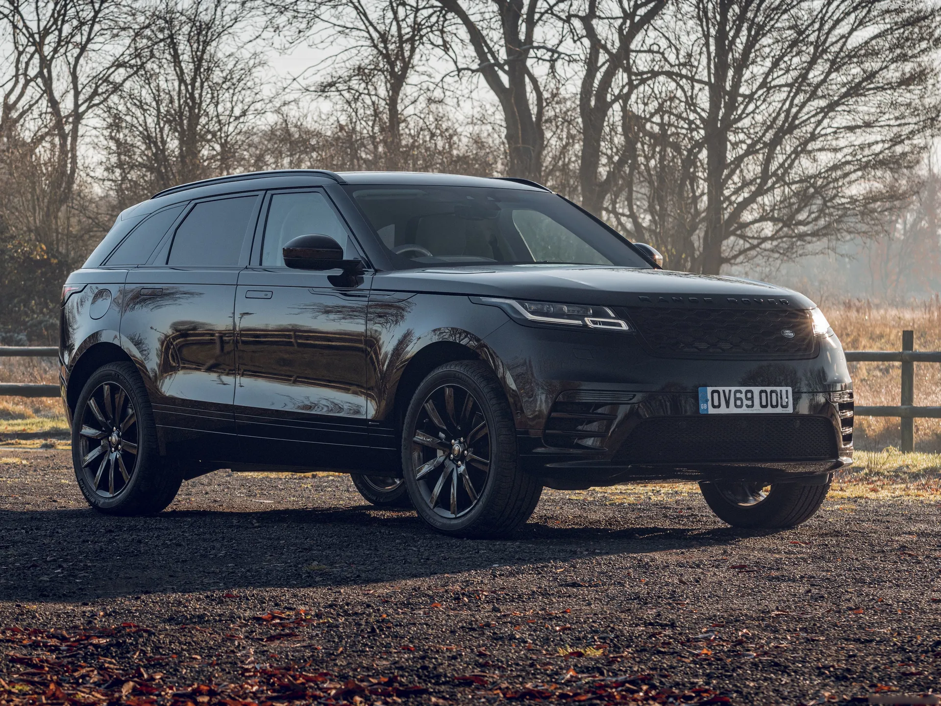 Land Rover Range Rover Velar R-Dynamic Black (2020)