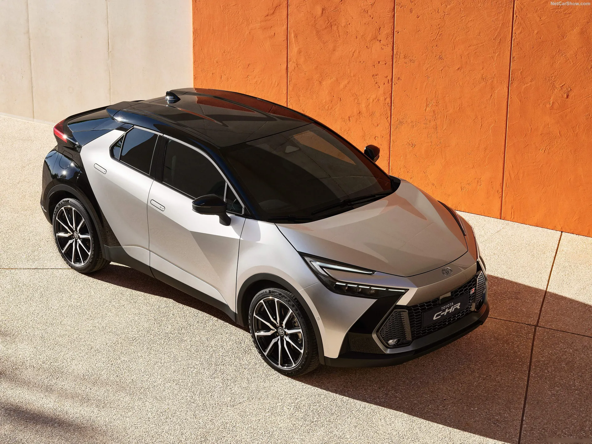 Toyota C-HR (2024)