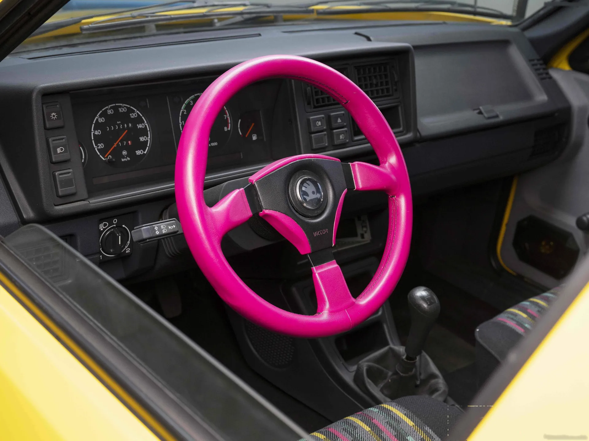 Skoda FUN Concept (1993) – interiér