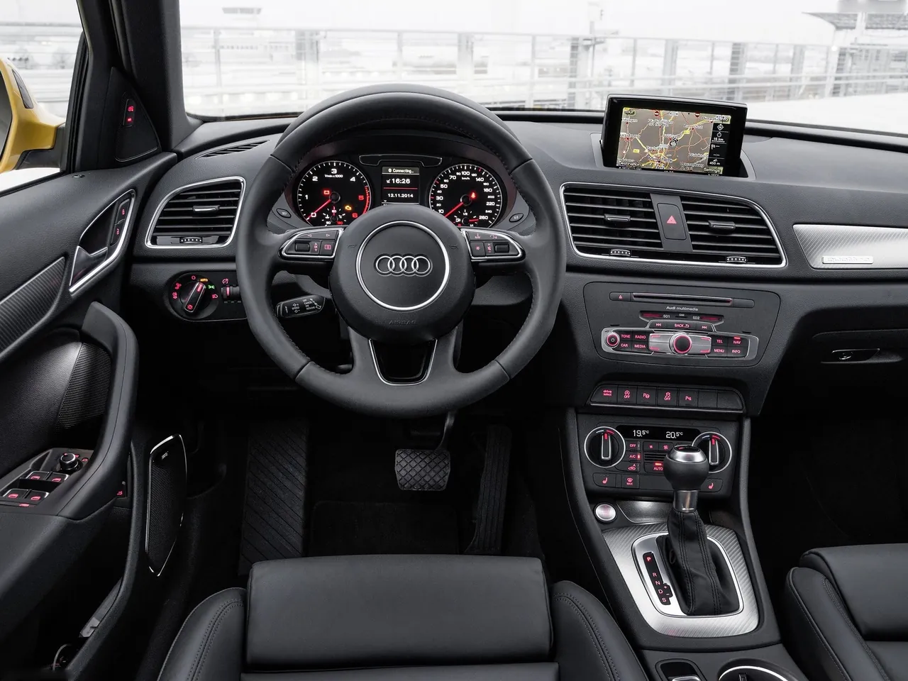 Audi Q3 (2015) – interiér