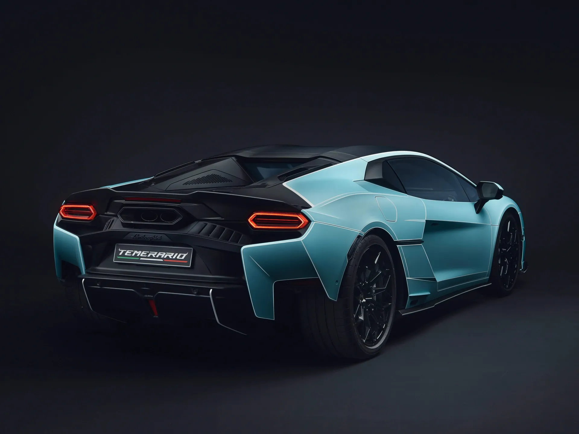Lamborghini Temerario Ad Personam (2026) – zadní tříčtvrteční pohled