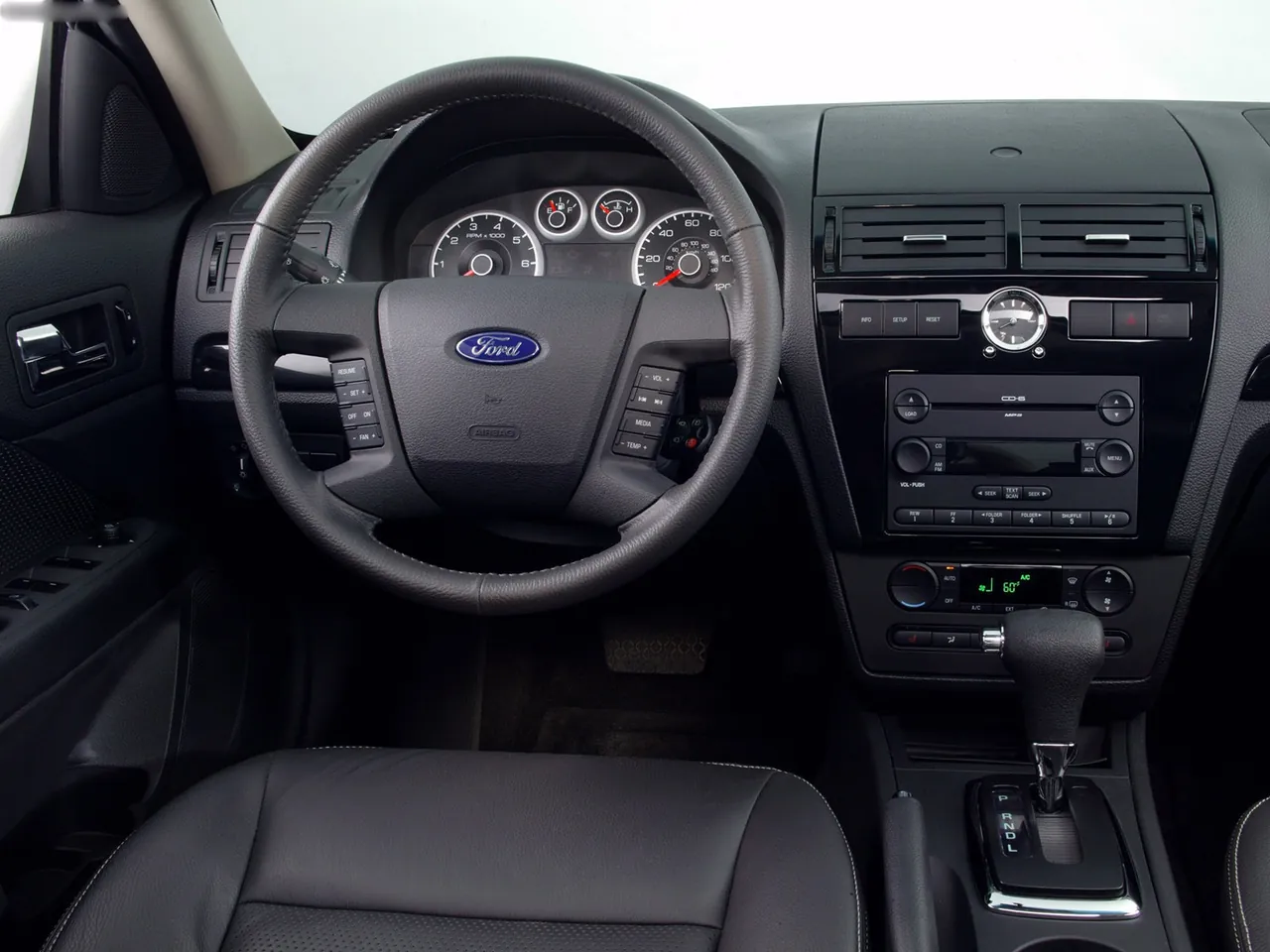 Ford Fusion (2006) – interiér