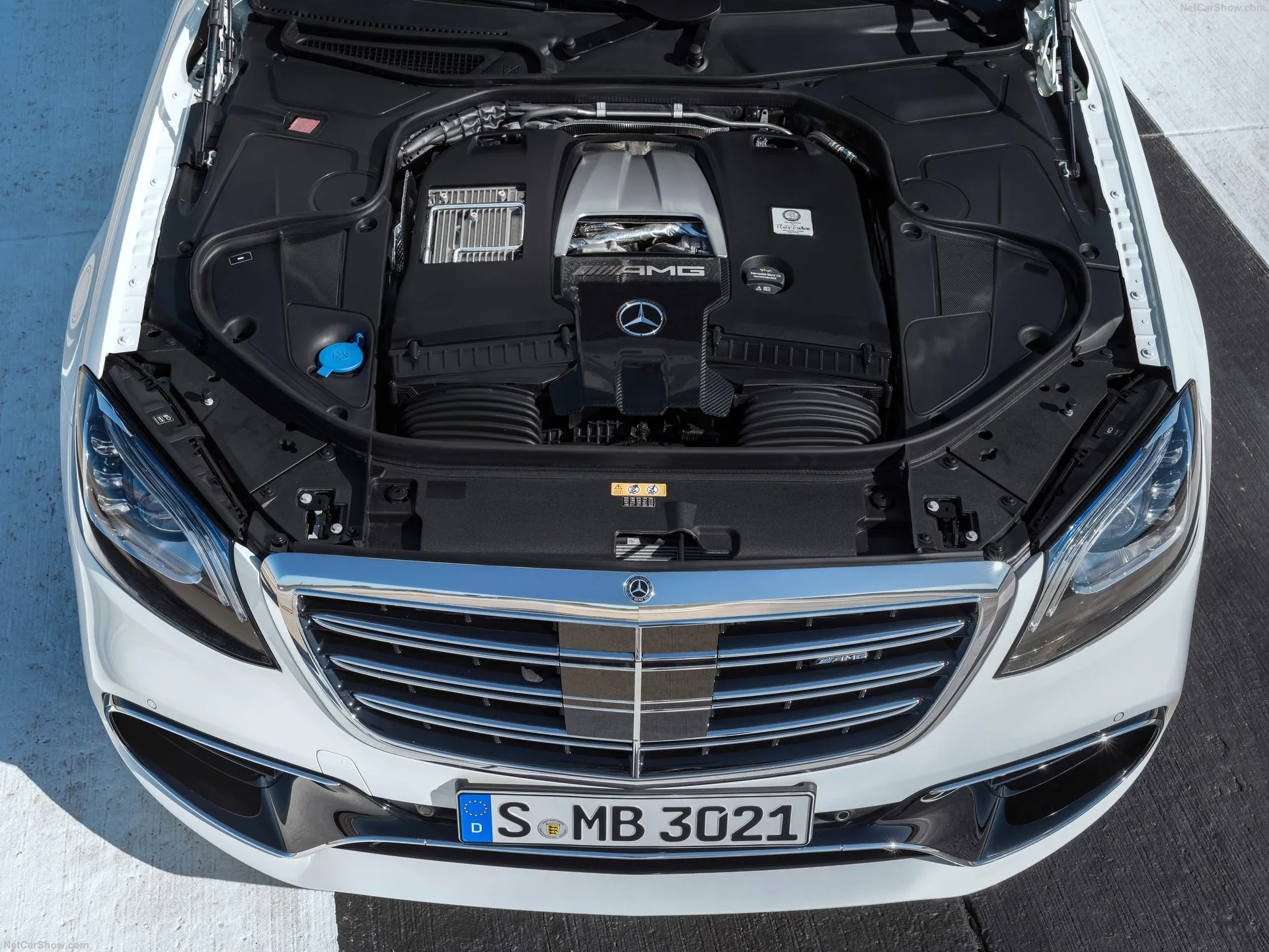 Mercedes-Benz S63 AMG (2018) - Engine