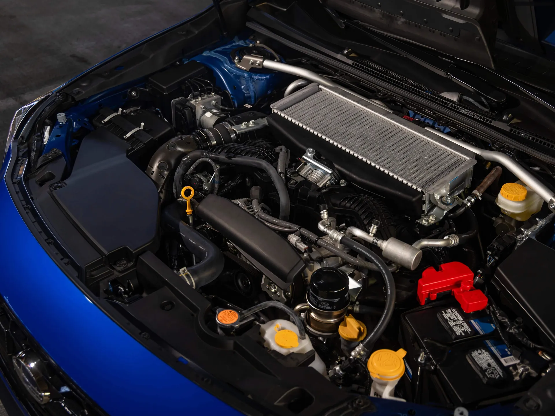 Subaru WRX GD25 (2027) – motorový prostor