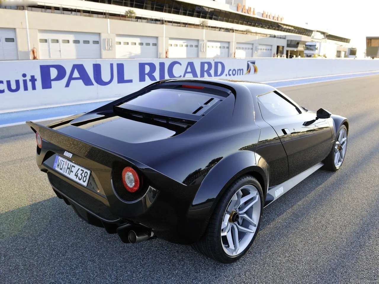 Lancia Stratos Concept (2010) – zadní tříčtvrteční pohled