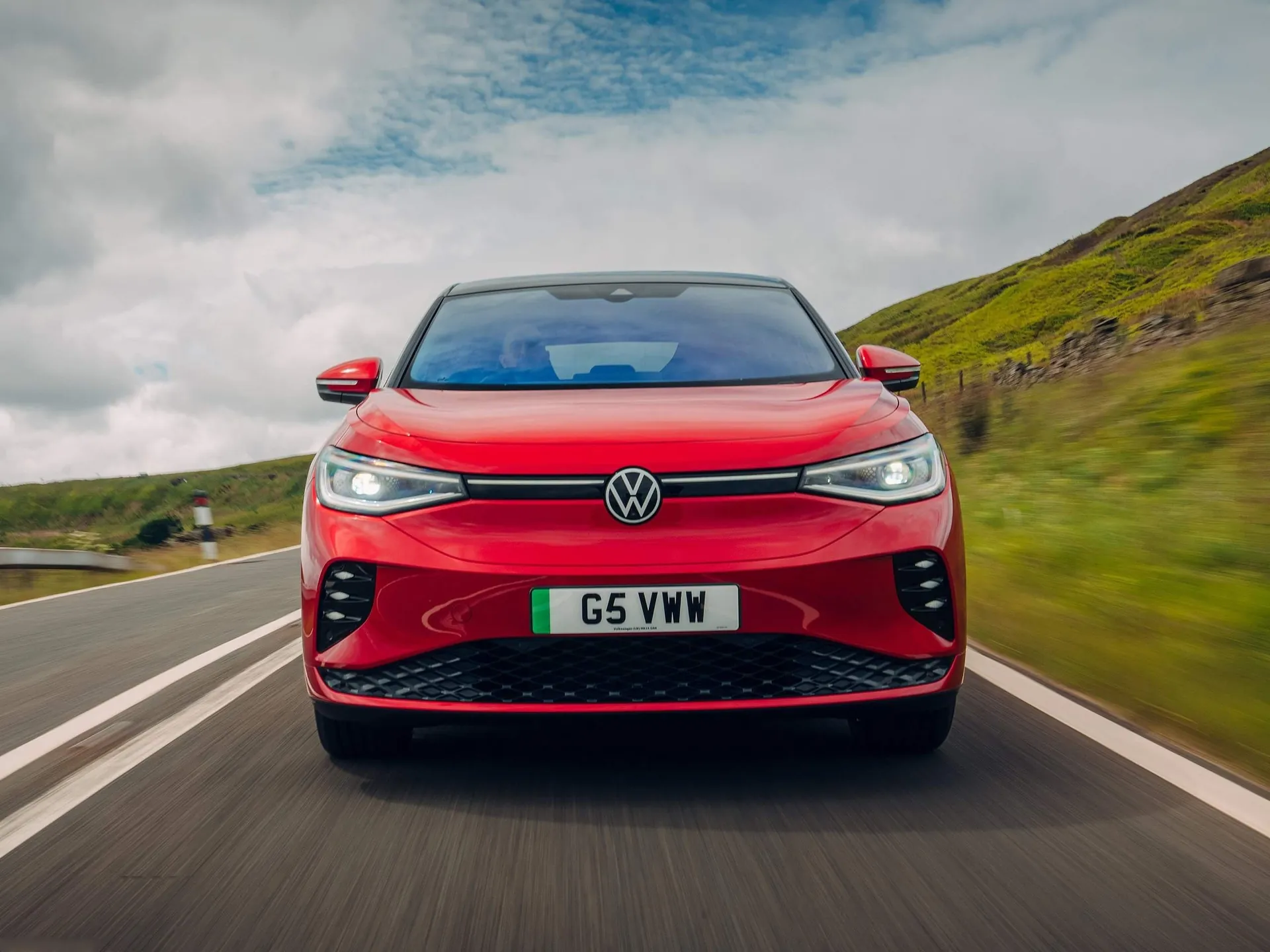 Volkswagen ID.5 GTX [UK] (2022) – zepředu