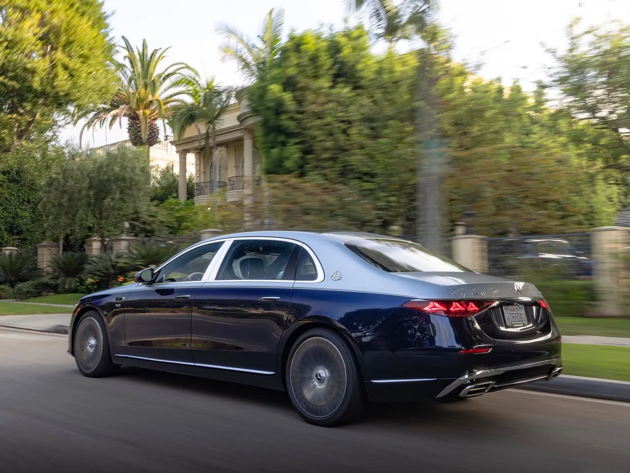 Mercedes-Benz S680 Maybach [US] (2027)
