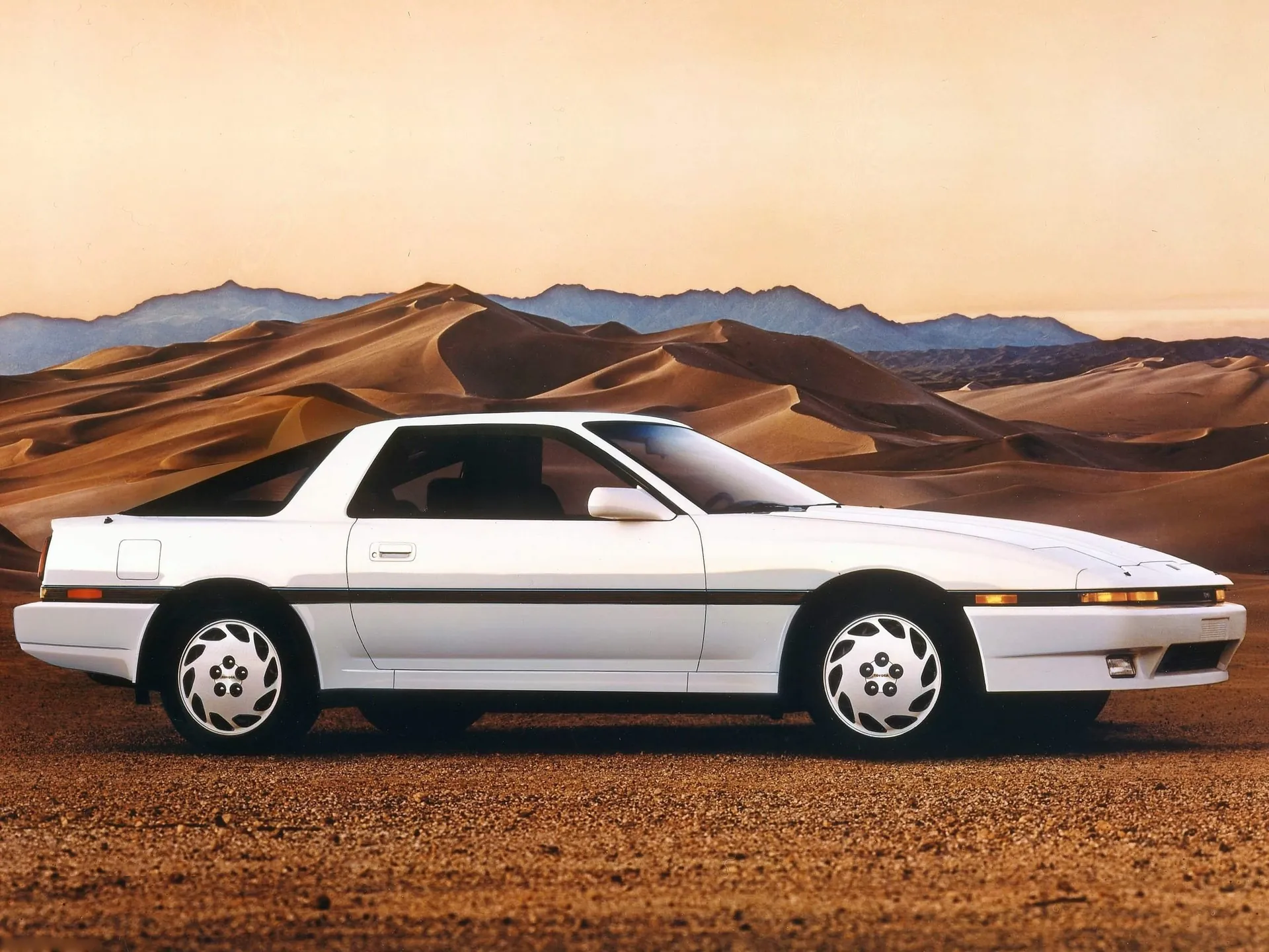Toyota Supra (1987) - Side Profile