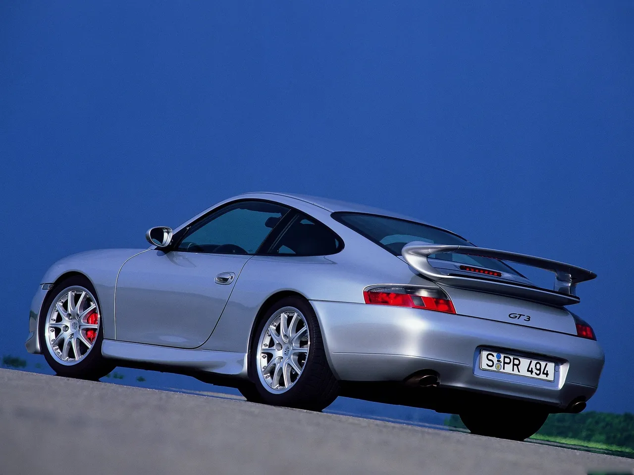 Porsche 911 GT3 (2000) - Rear Three-Quarter