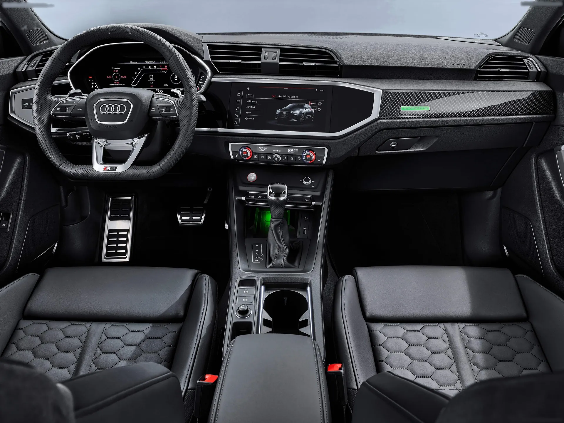 Audi RS Q3 Sportback (2020) – interiér