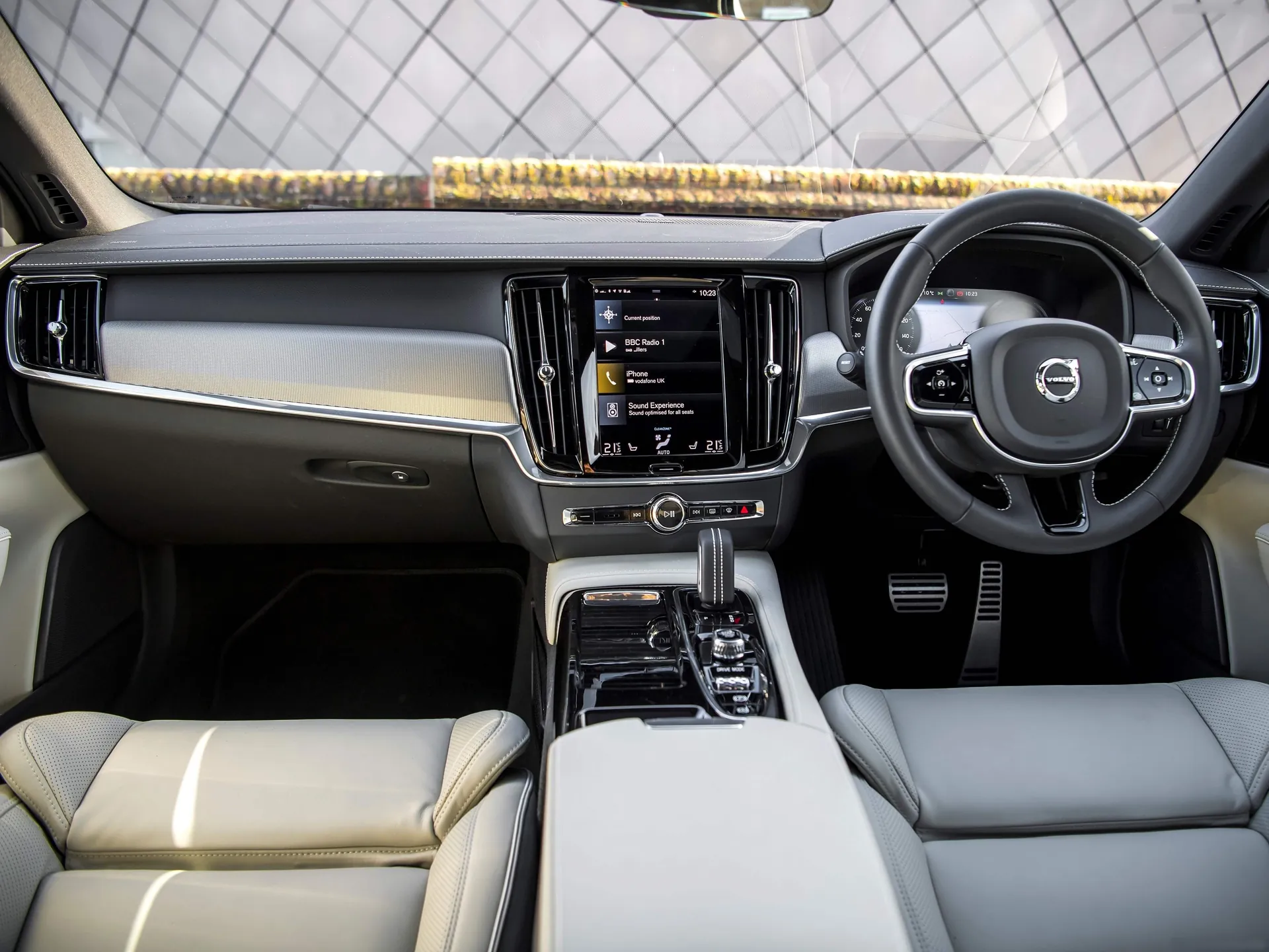 Volvo S90 (2020) – interiér