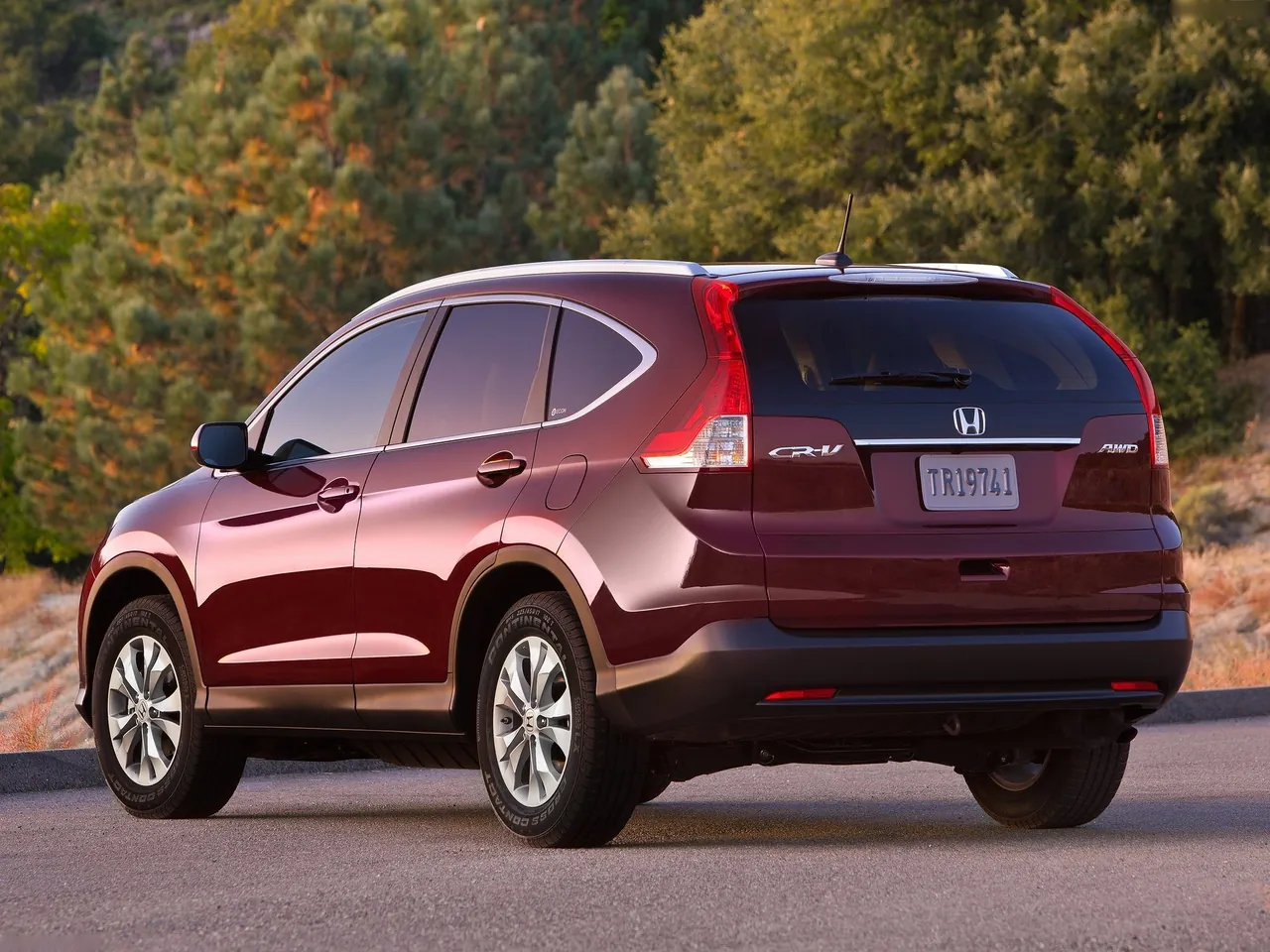 Honda CR-V (2012) – zadní tříčtvrteční pohled