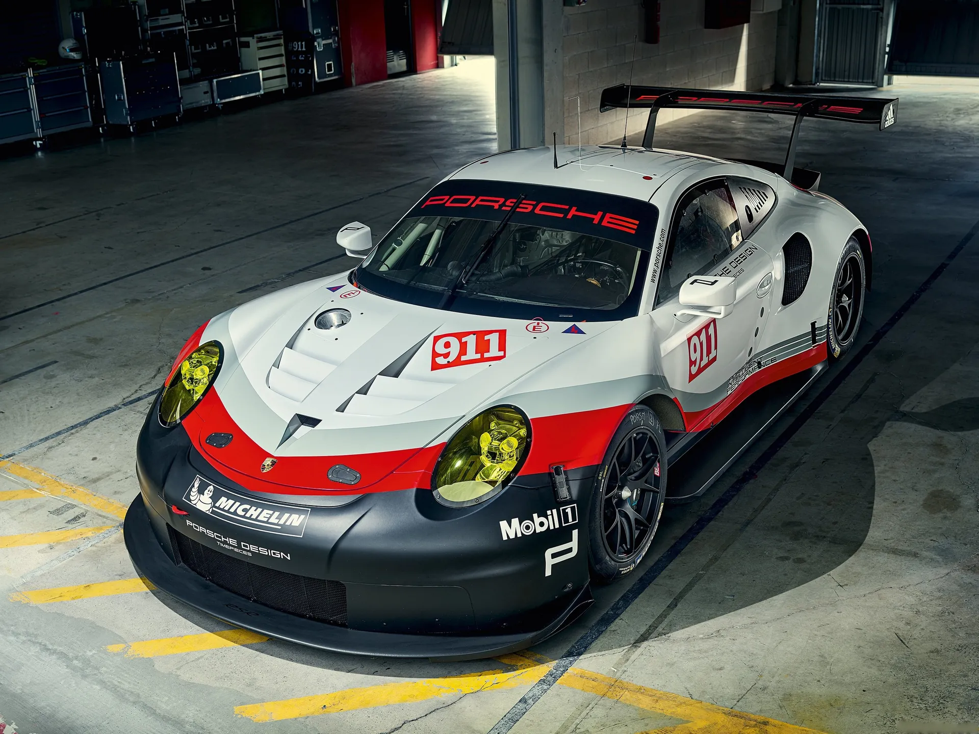Porsche 911 RSR (2017)