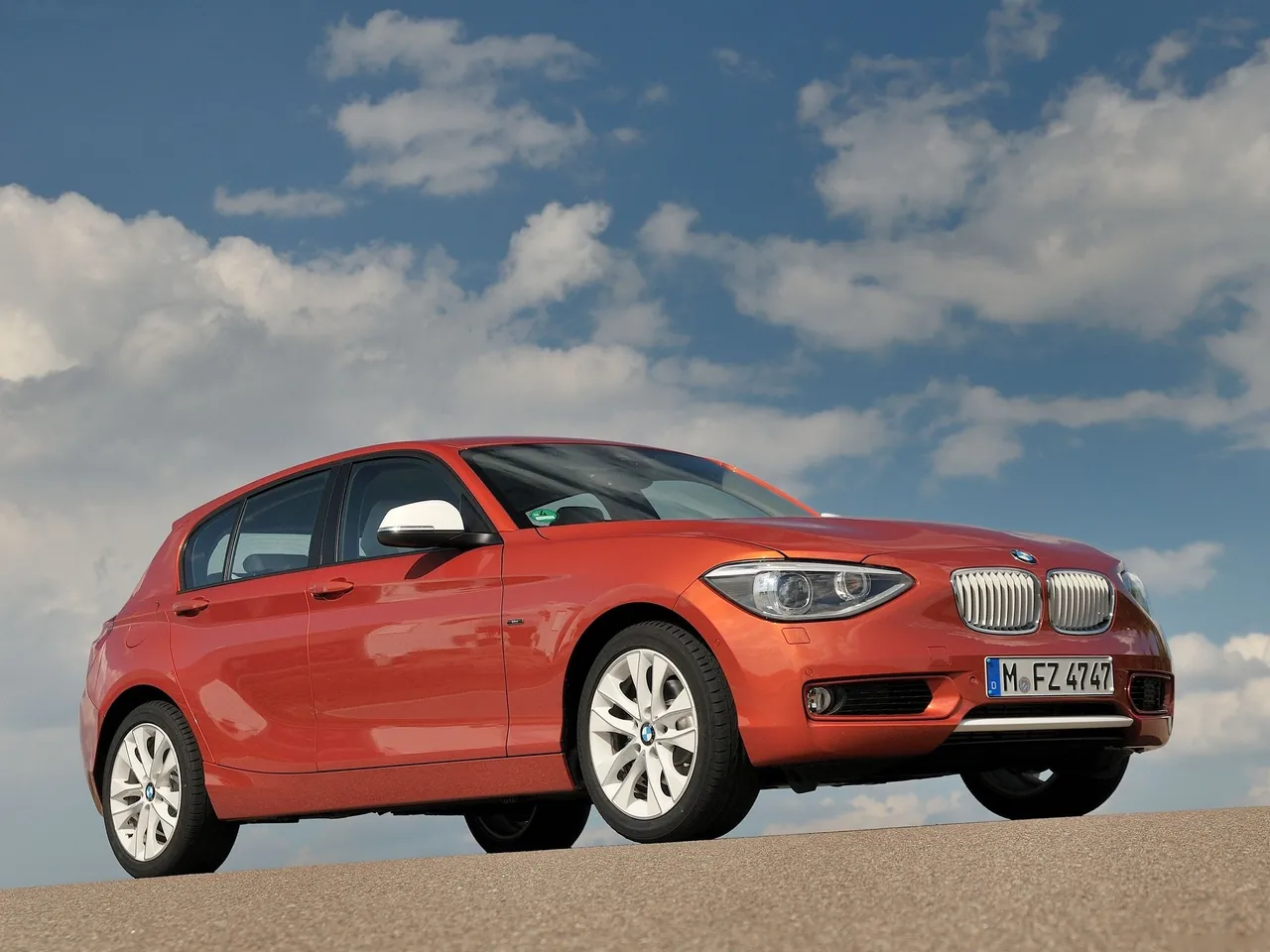BMW 1-Series Urban Line (2012)