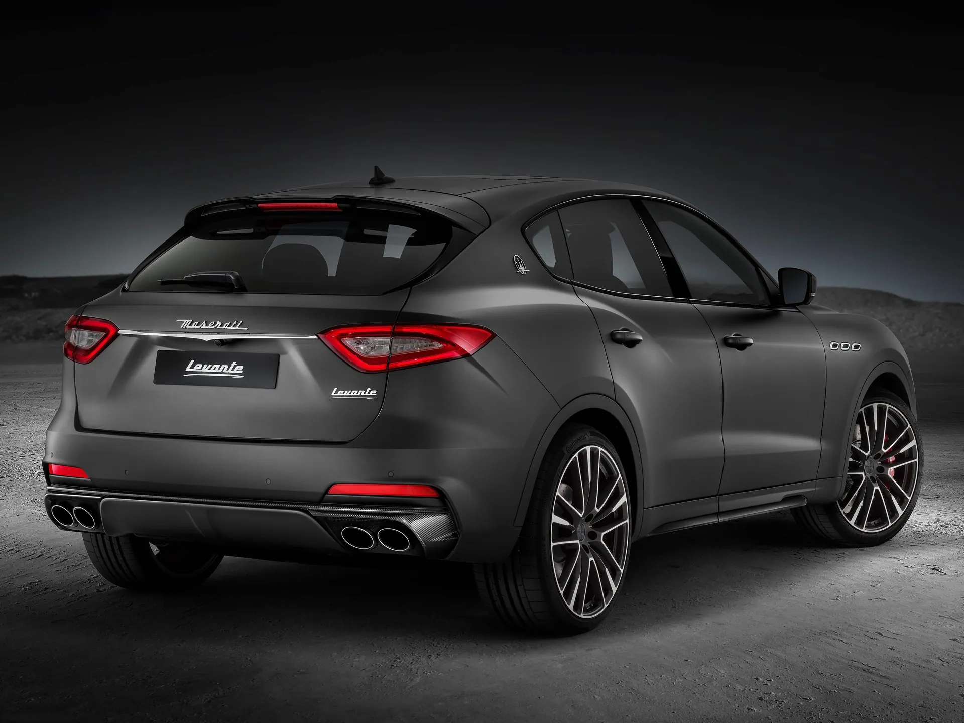 Maserati Levante Trofeo (2019) – zadní tříčtvrteční pohled