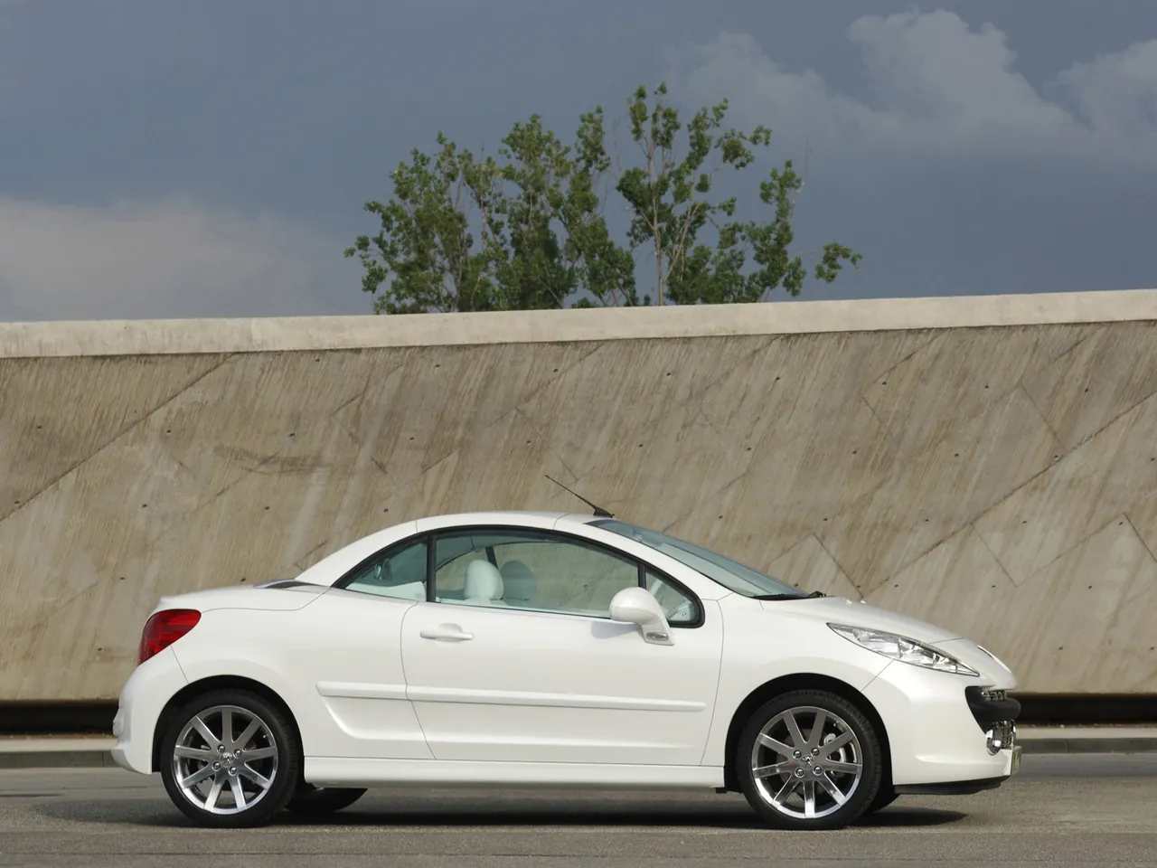 Peugeot 207 epure Concept (2006) – boční profil