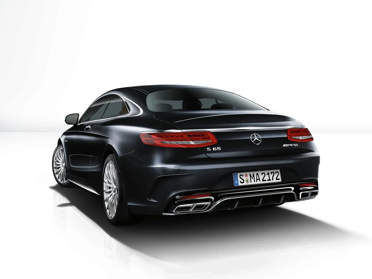 Mercedes-Benz S65 AMG Coupe (2015) – zadní tříčtvrteční pohled