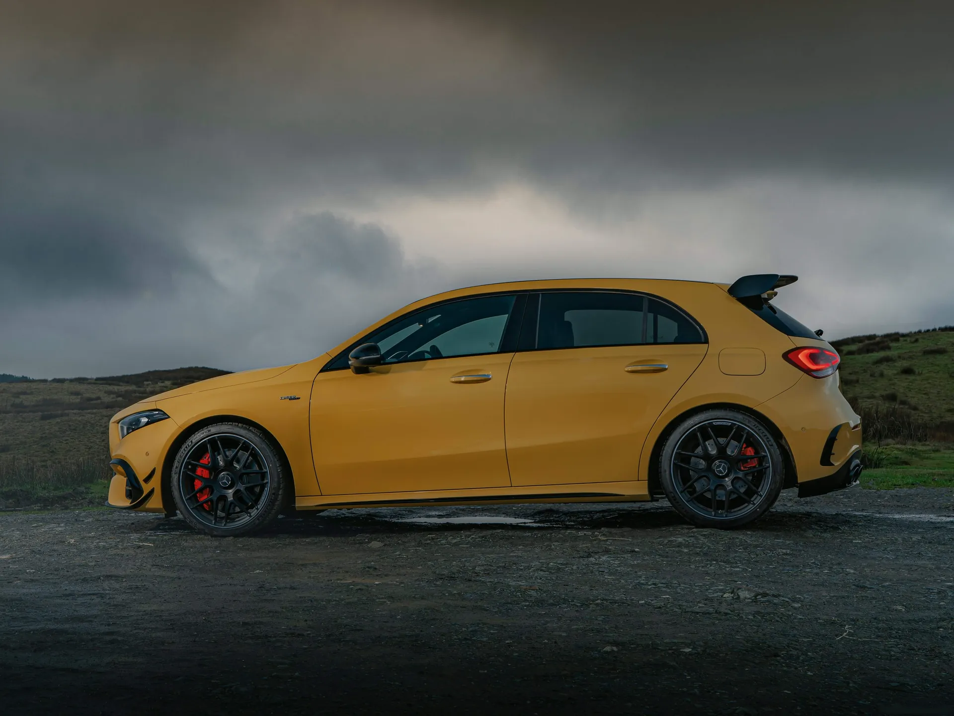 Mercedes-Benz A45 S AMG [UK] (2020) - Side Profile