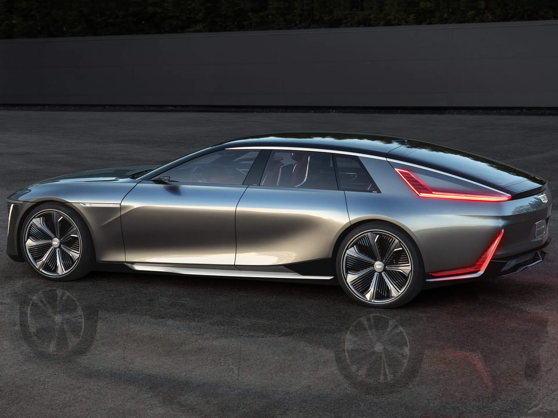 Cadillac Celestiq Concept (2022) – boční profil