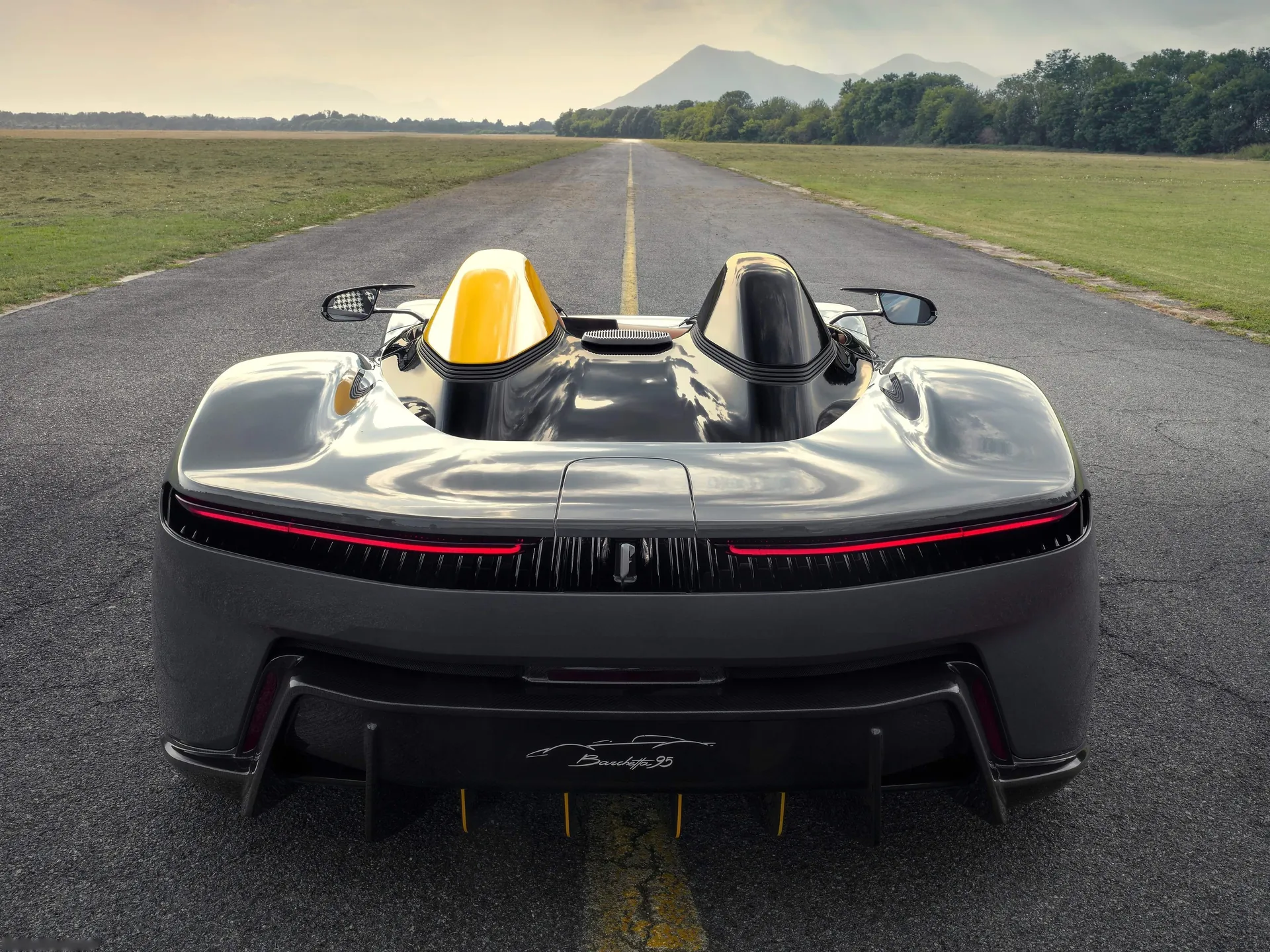 Pininfarina B95 (2025) – zezadu