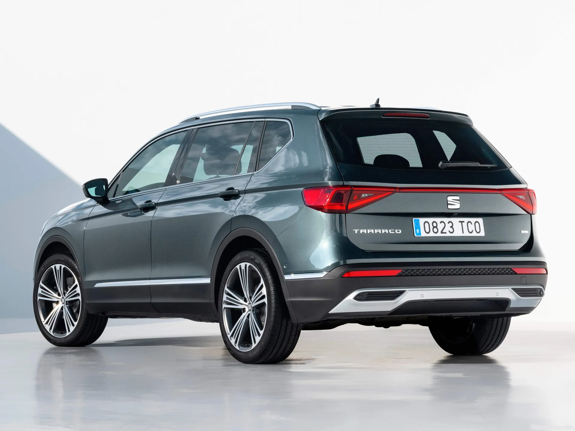 Seat Tarraco (2019) – zadní tříčtvrteční pohled