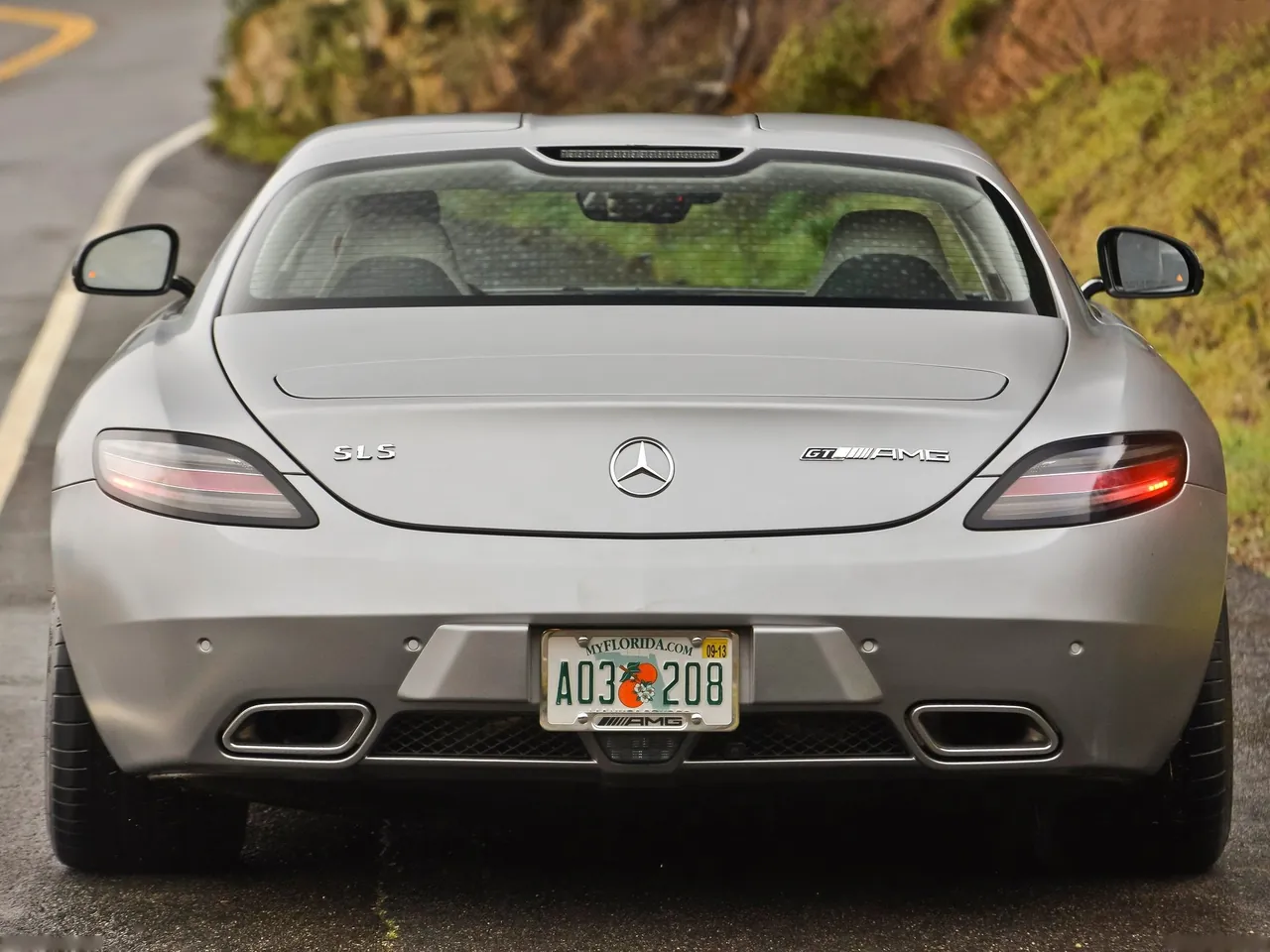 Mercedes-Benz SLS AMG GT (2013) – zezadu