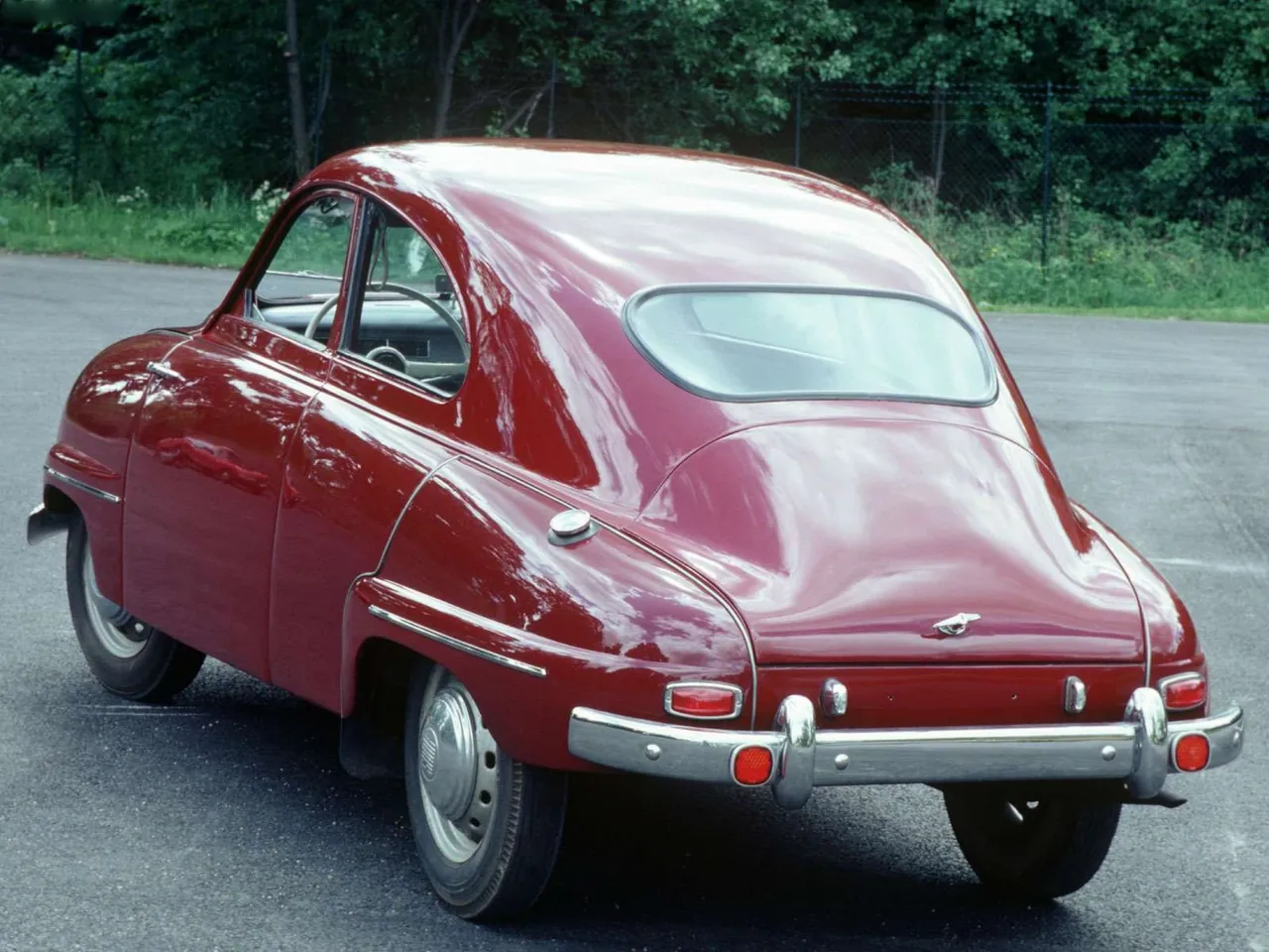 Saab 92 (1950) – zadní tříčtvrteční pohled