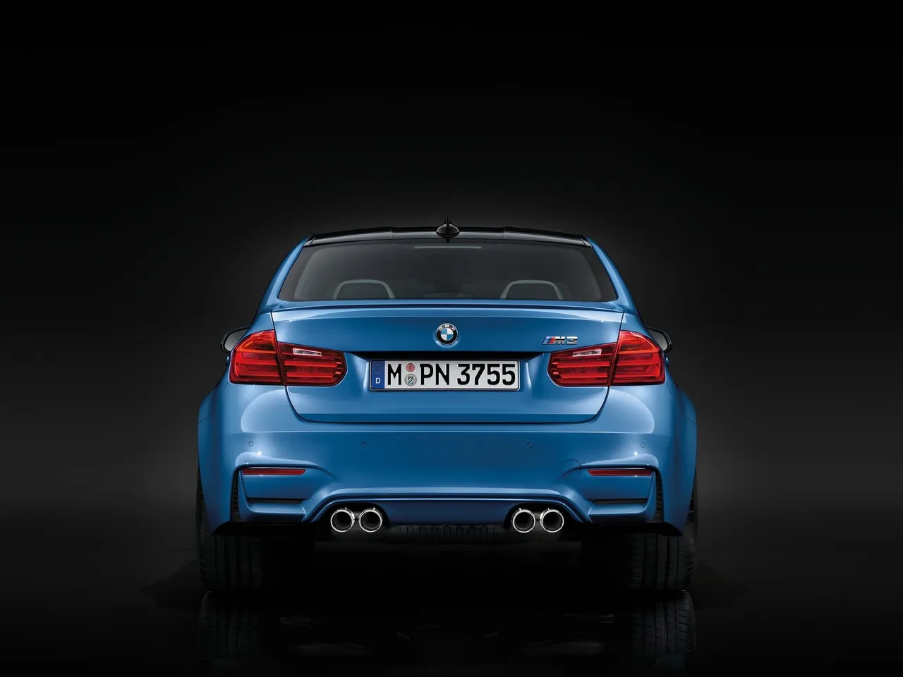 BMW M3 Sedan (2015) – zezadu
