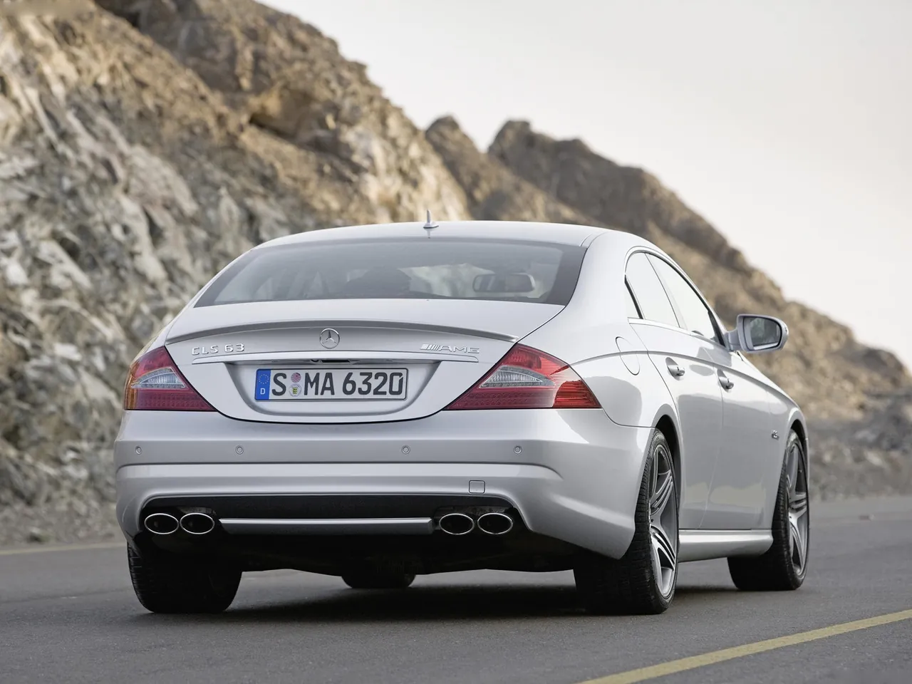 Mercedes-Benz CLS 63 AMG (2009) - Rear Three-Quarter