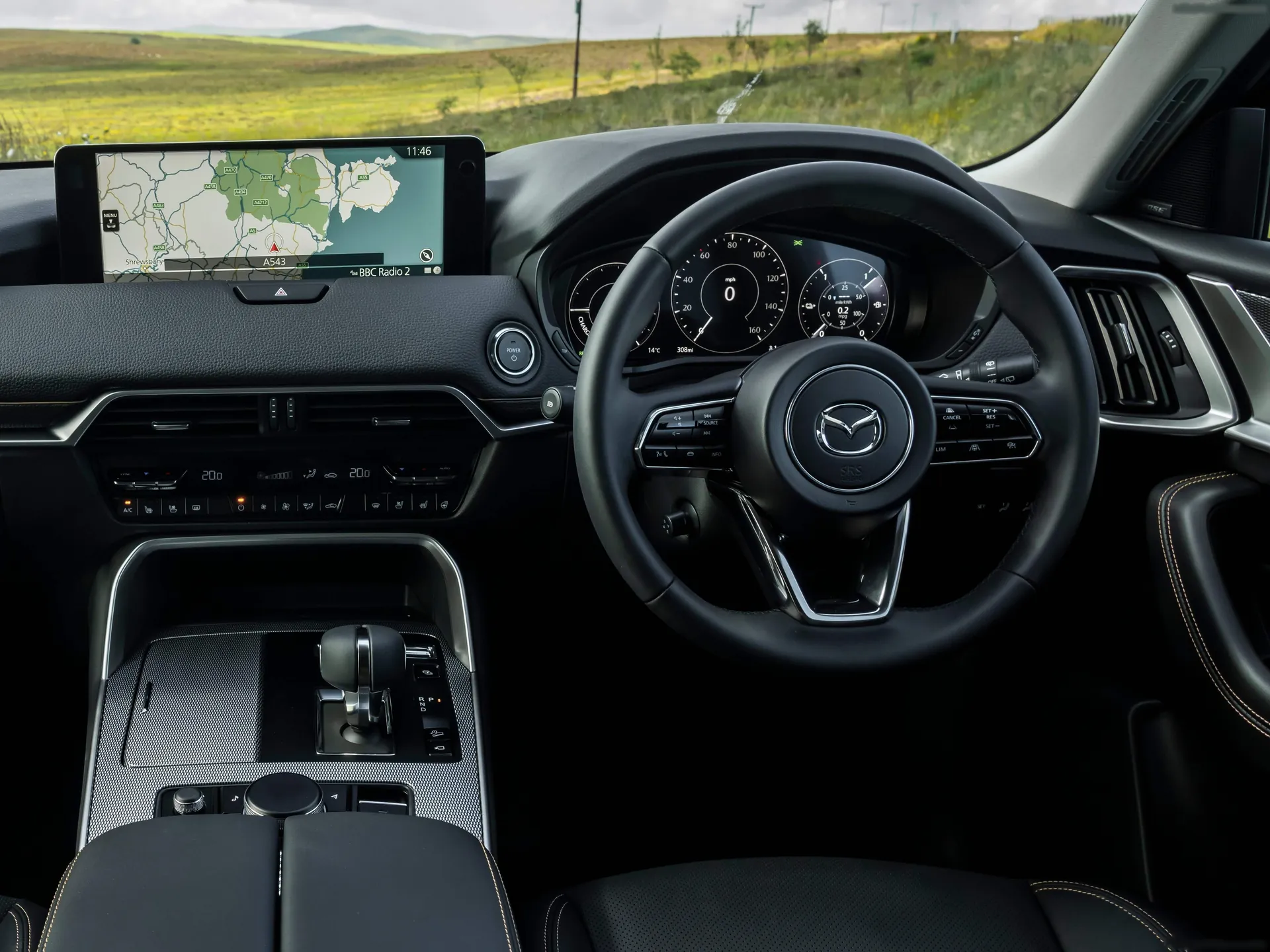 Mazda CX-60 [UK] (2023) – interiér