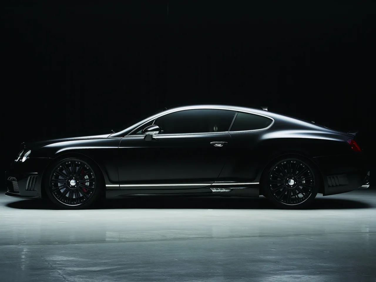 Wald Bentley Continental GT Black Bison (2008) – boční profil