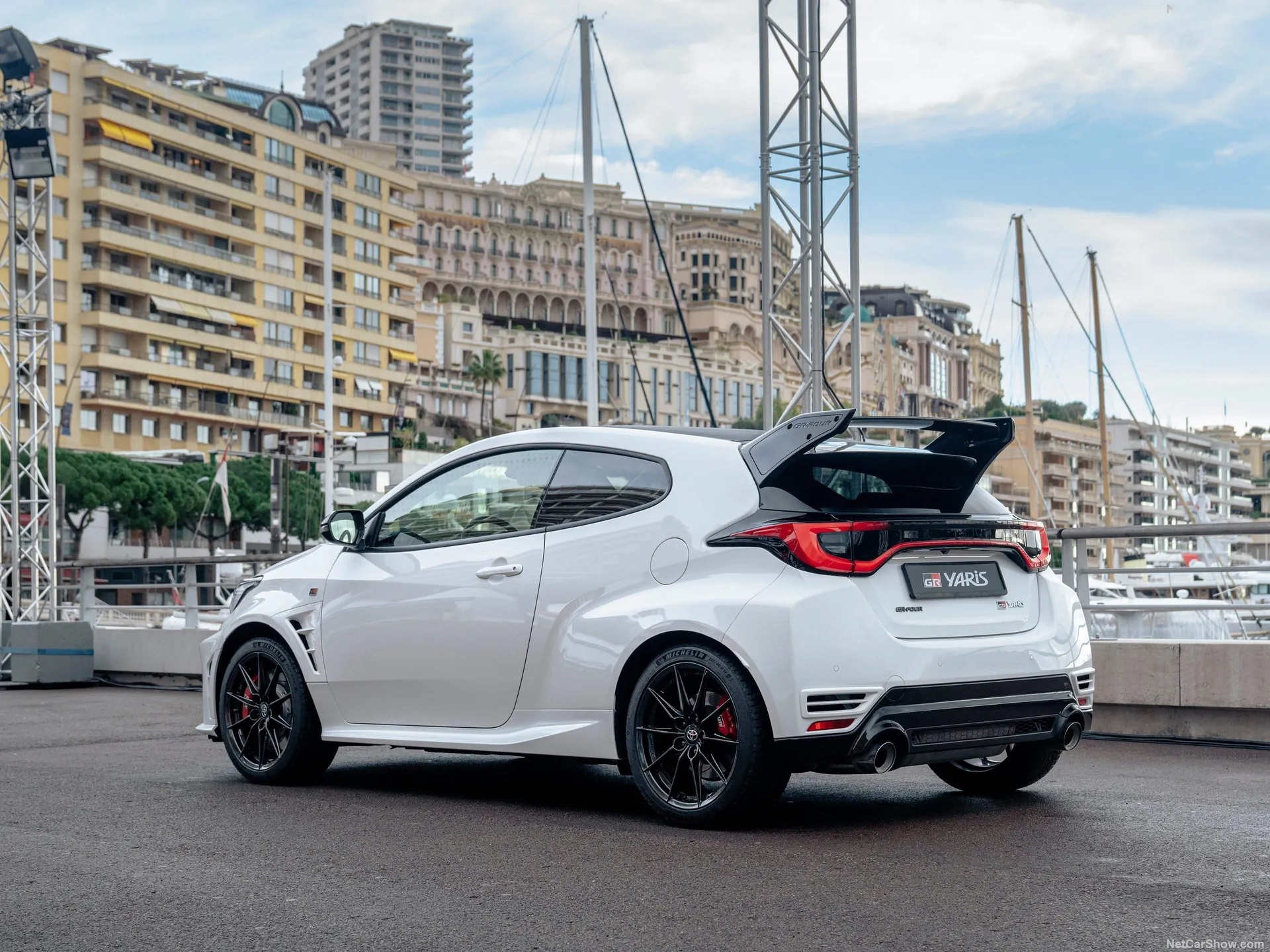 Toyota GR Yaris Aero Performance (2026) – zadní tříčtvrteční pohled