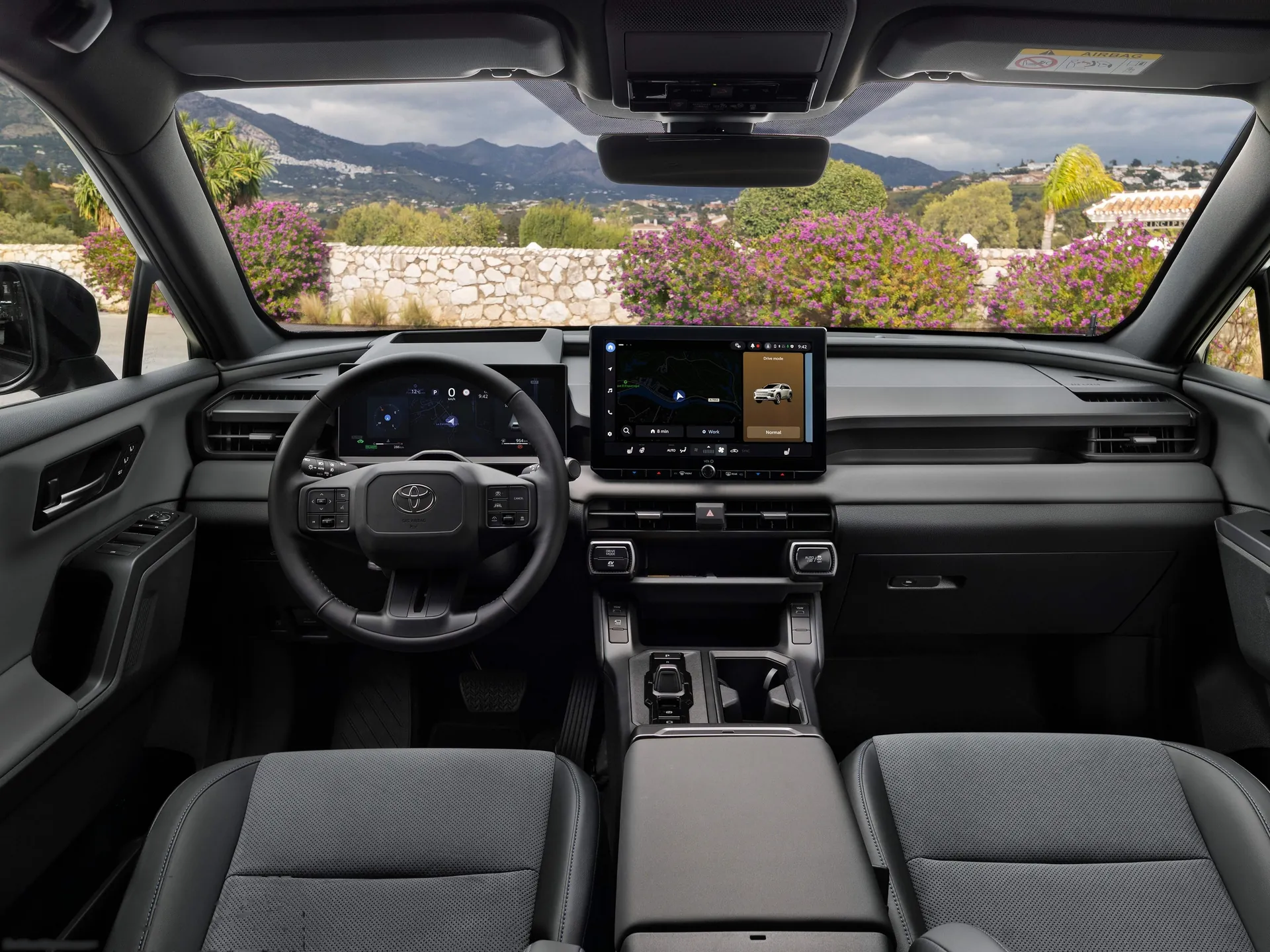 Toyota RAV4 (2026) – interiér