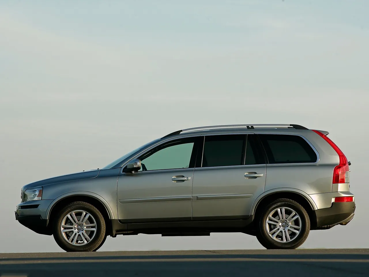 Volvo XC90 (2006) – boční profil