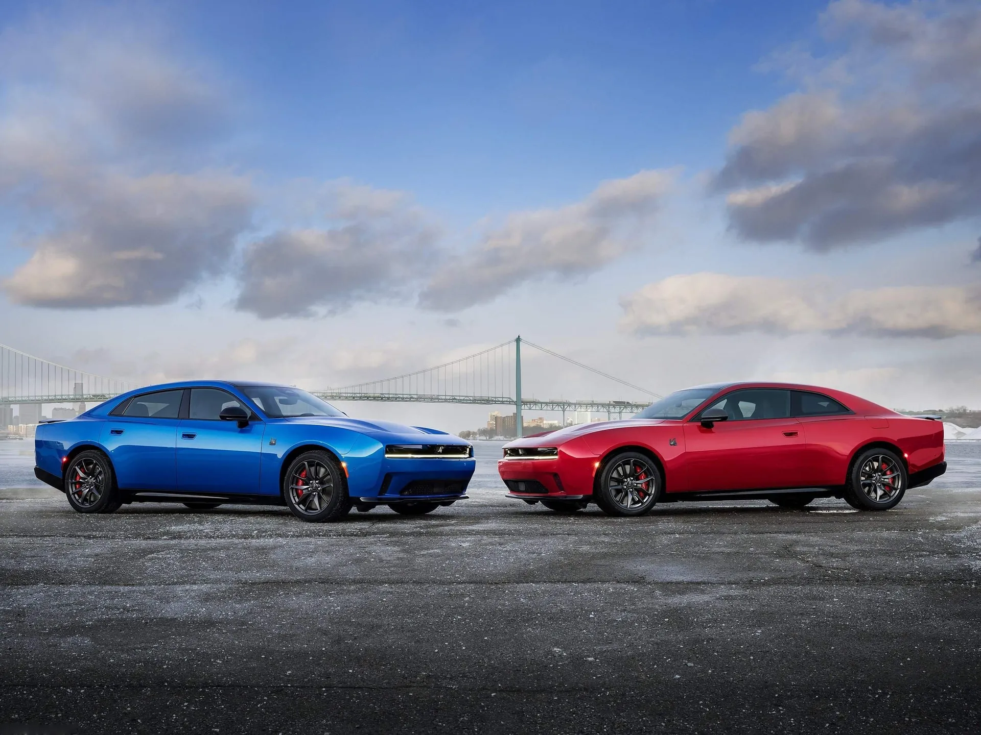 Dodge Charger Daytona Sedan (2026) – skupinový snímek