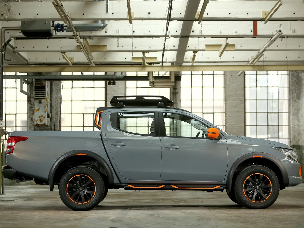 Mitsubishi L200 Geoseek Concept (2016) – boční profil