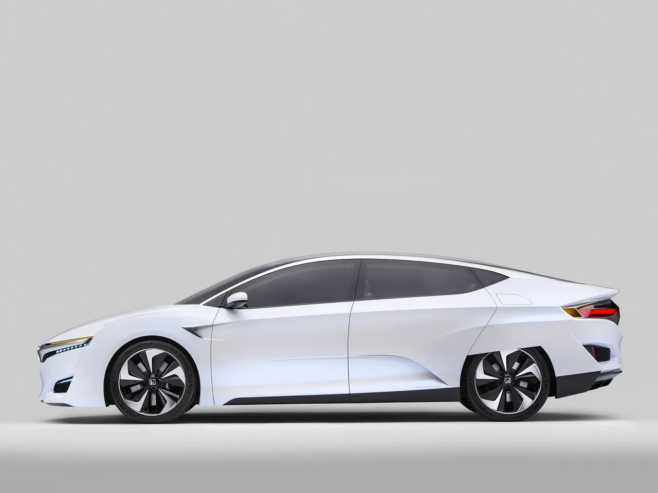 Honda FCV Concept (2014) – boční profil
