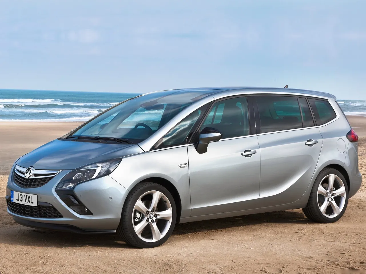 Vauxhall Zafira Tourer (2012)